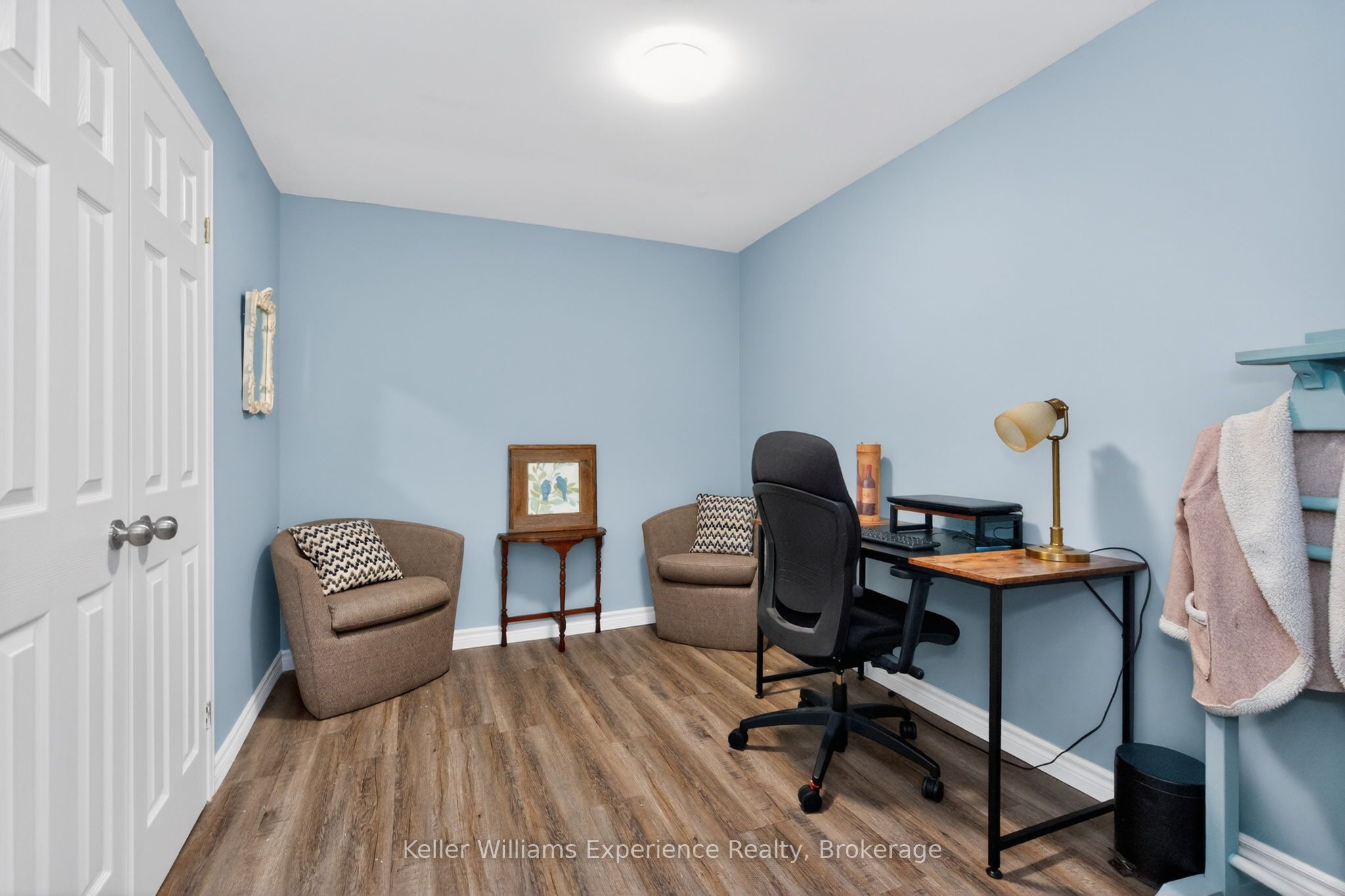 933 Playfair Road Property Photo 38