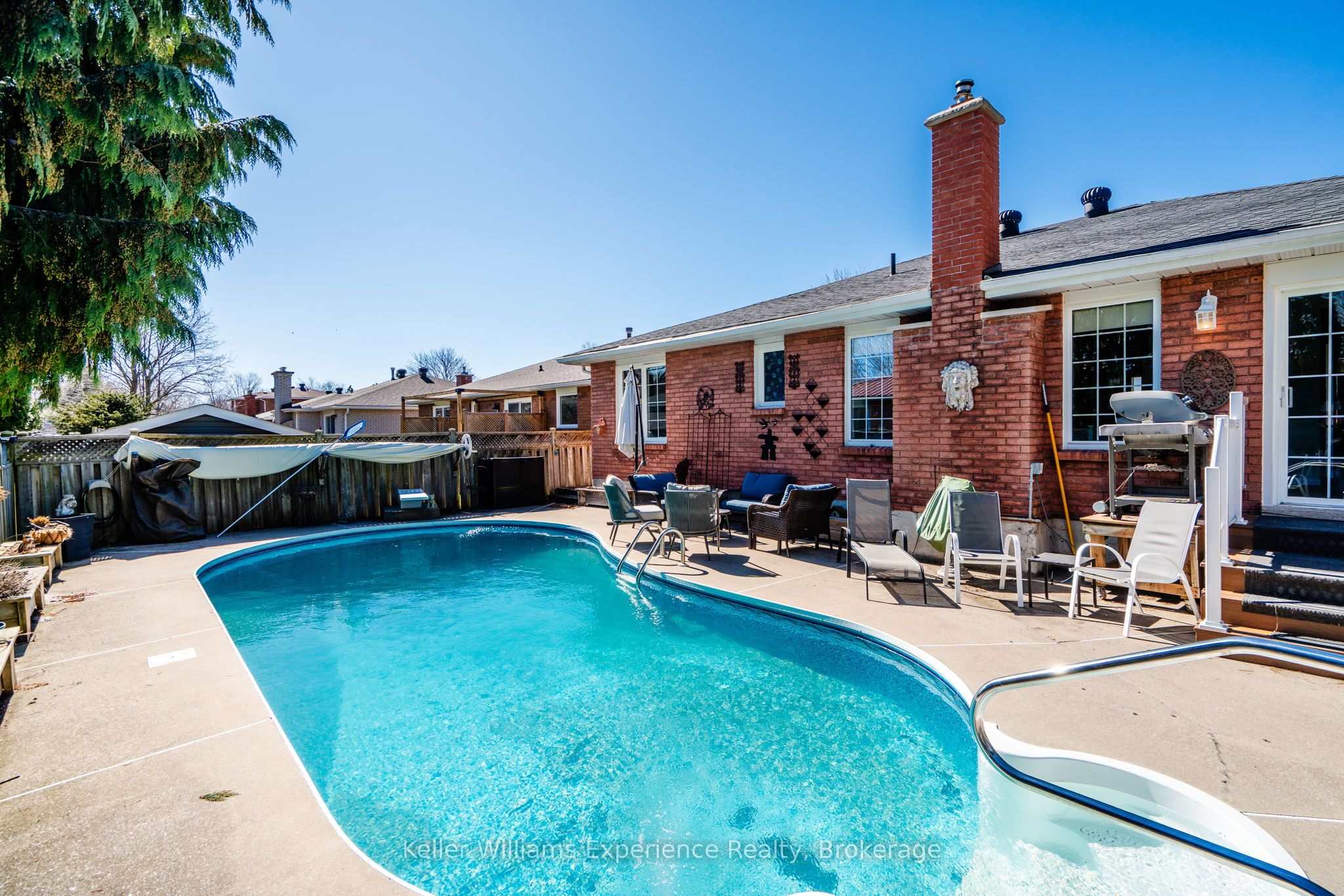 933 Playfair Road Property Photo 44