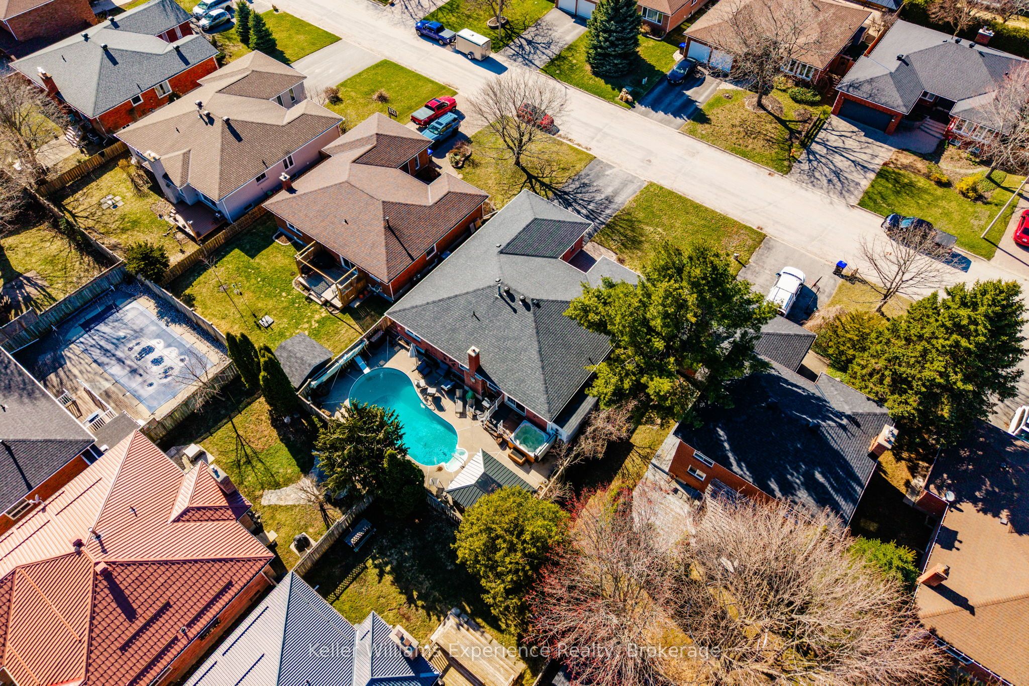 933 Playfair Road Property Photo 49