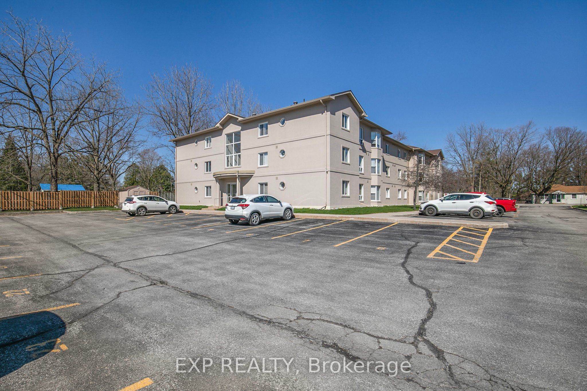 107 Bond Street 303 Property Photo 2