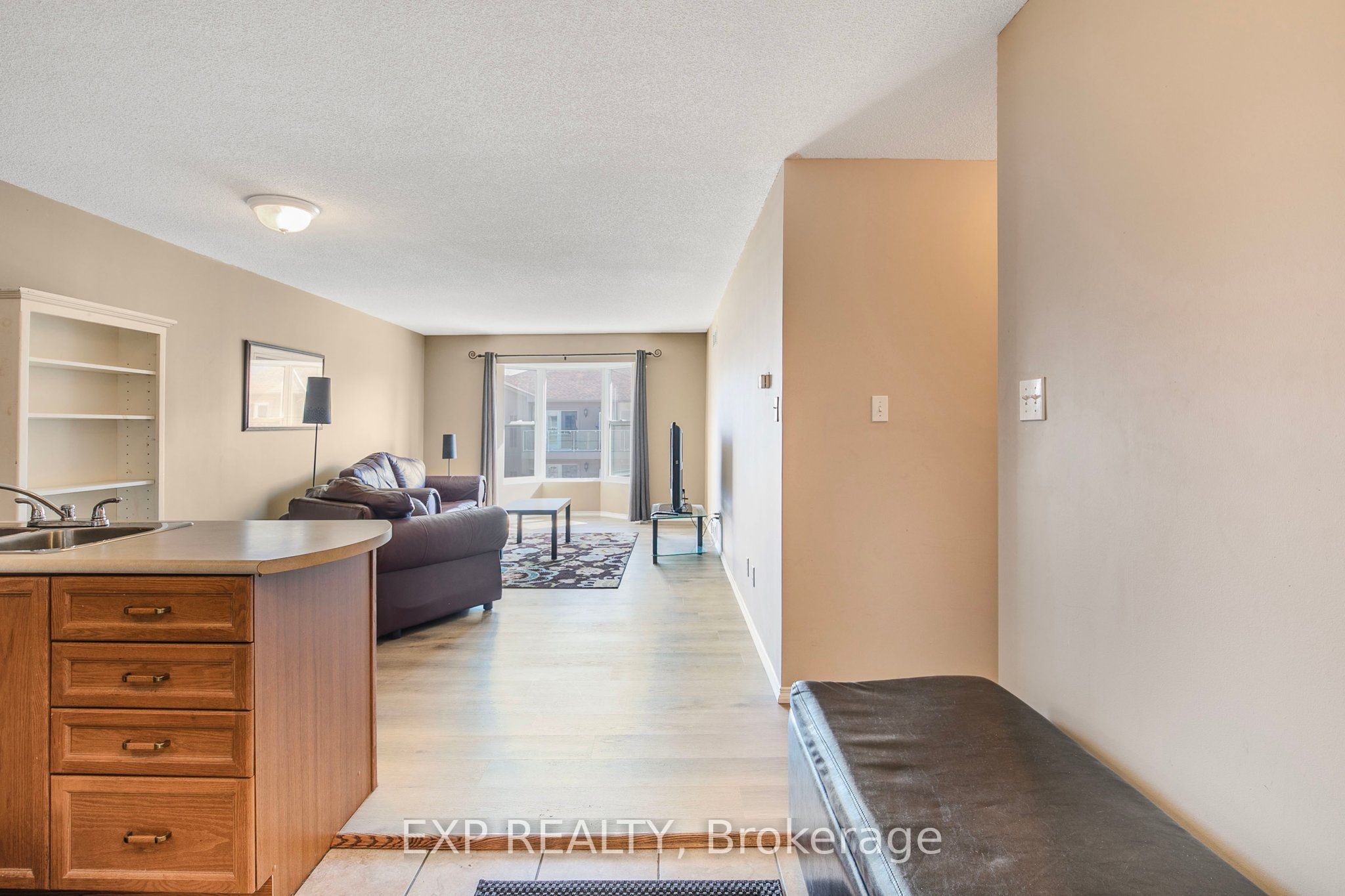 107 Bond Street 303 Property Photo 6