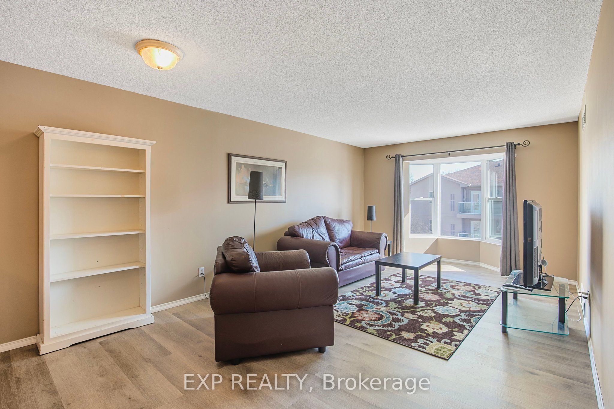 107 Bond Street 303 Property Photo 11
