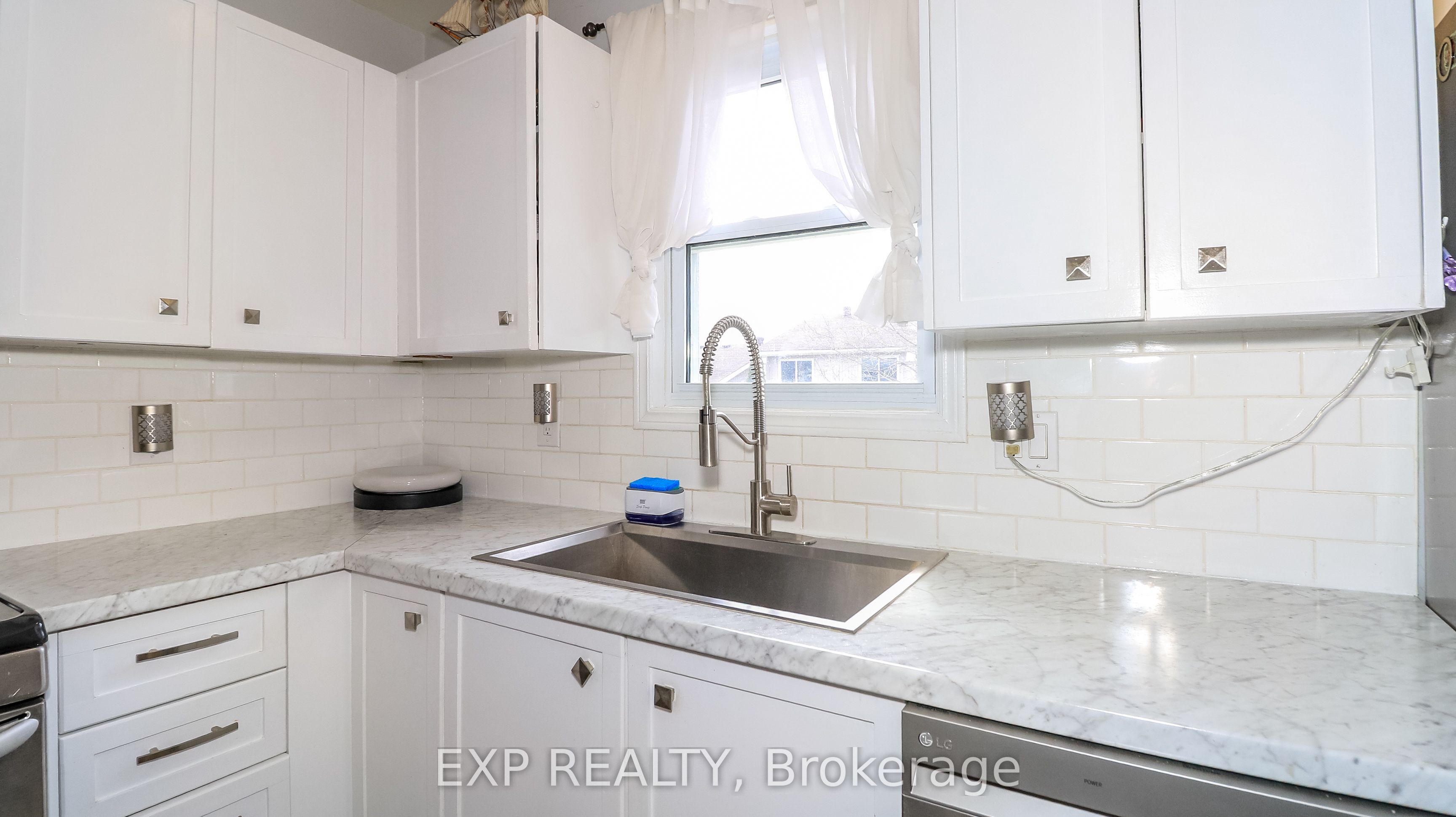 177 Shannon Street Property Photo 4