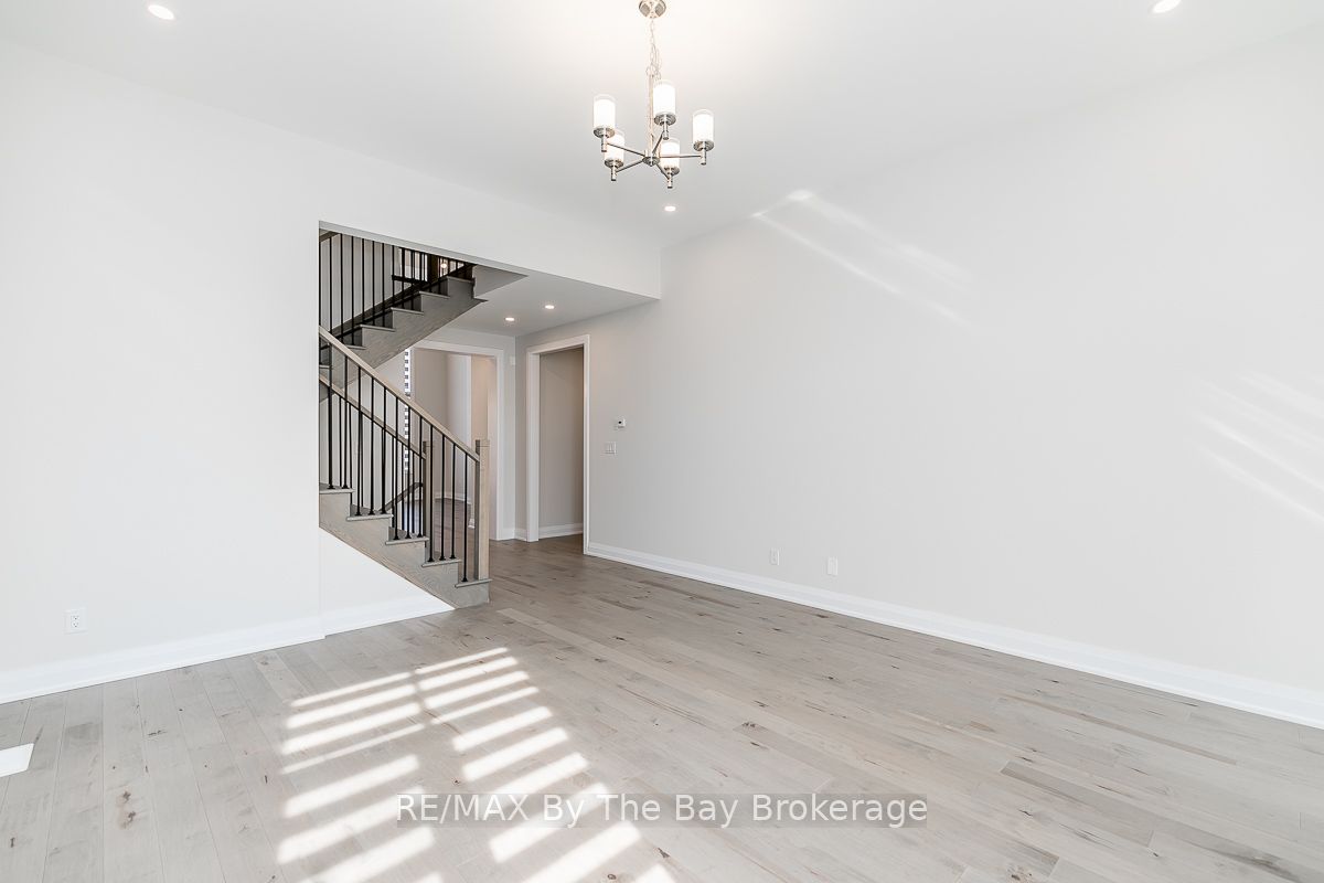 5 Rosanne Circle Property Photo 5