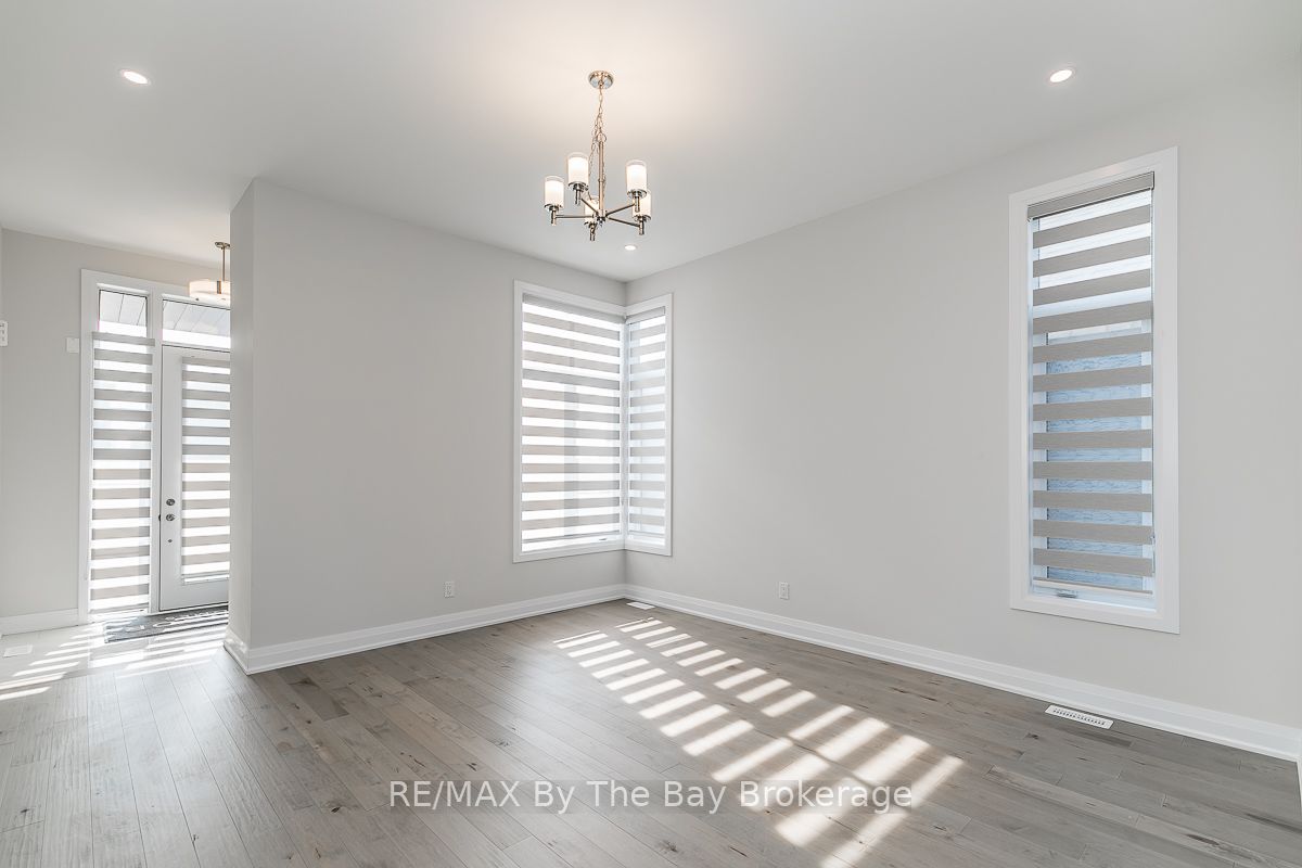 5 Rosanne Circle Property Photo 7