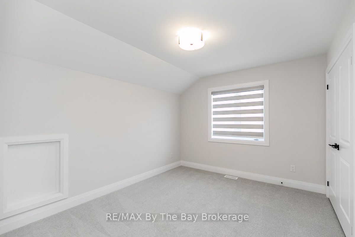 5 Rosanne Circle Property Photo 32