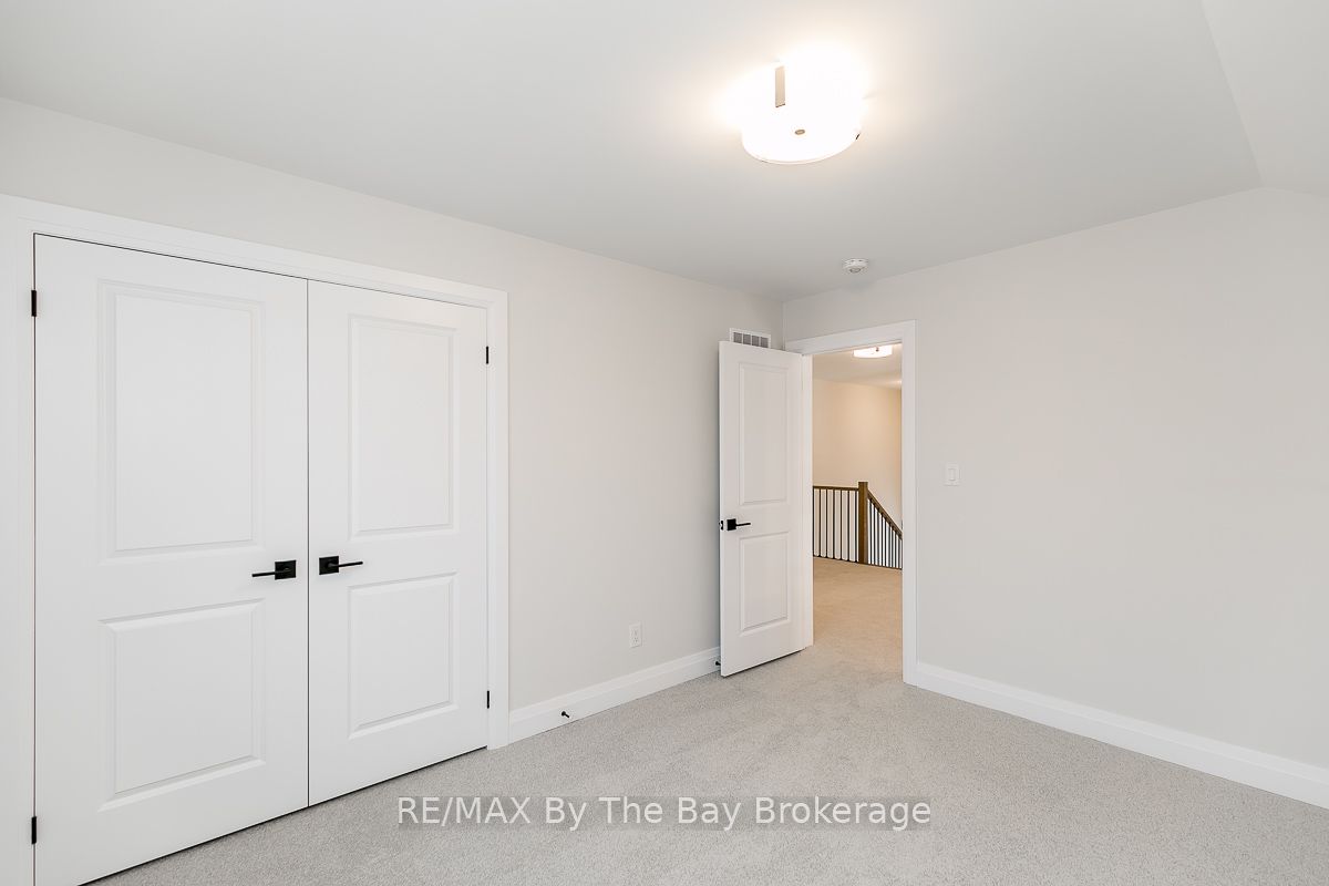 5 Rosanne Circle Property Photo 33