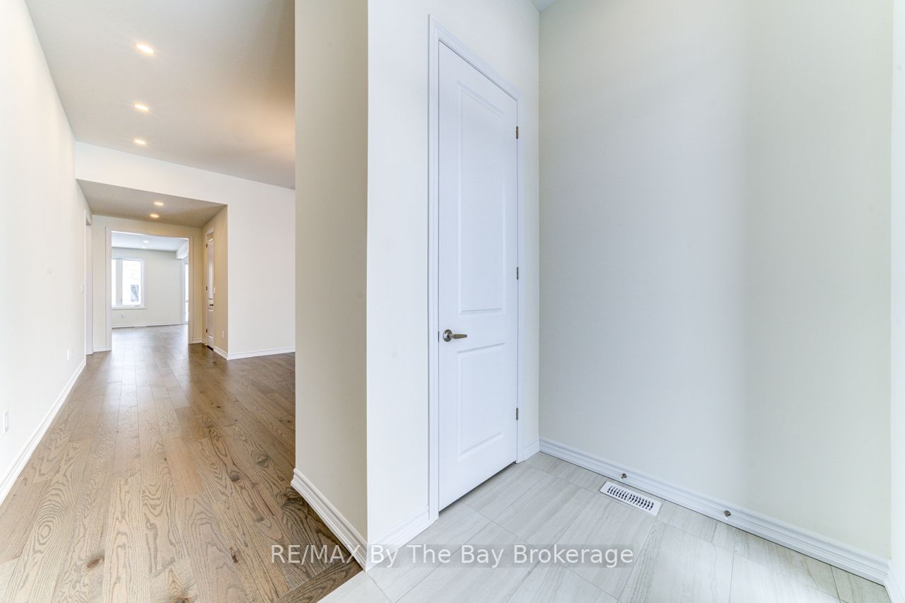 17 Sun Valley Avenue Property Photo 4