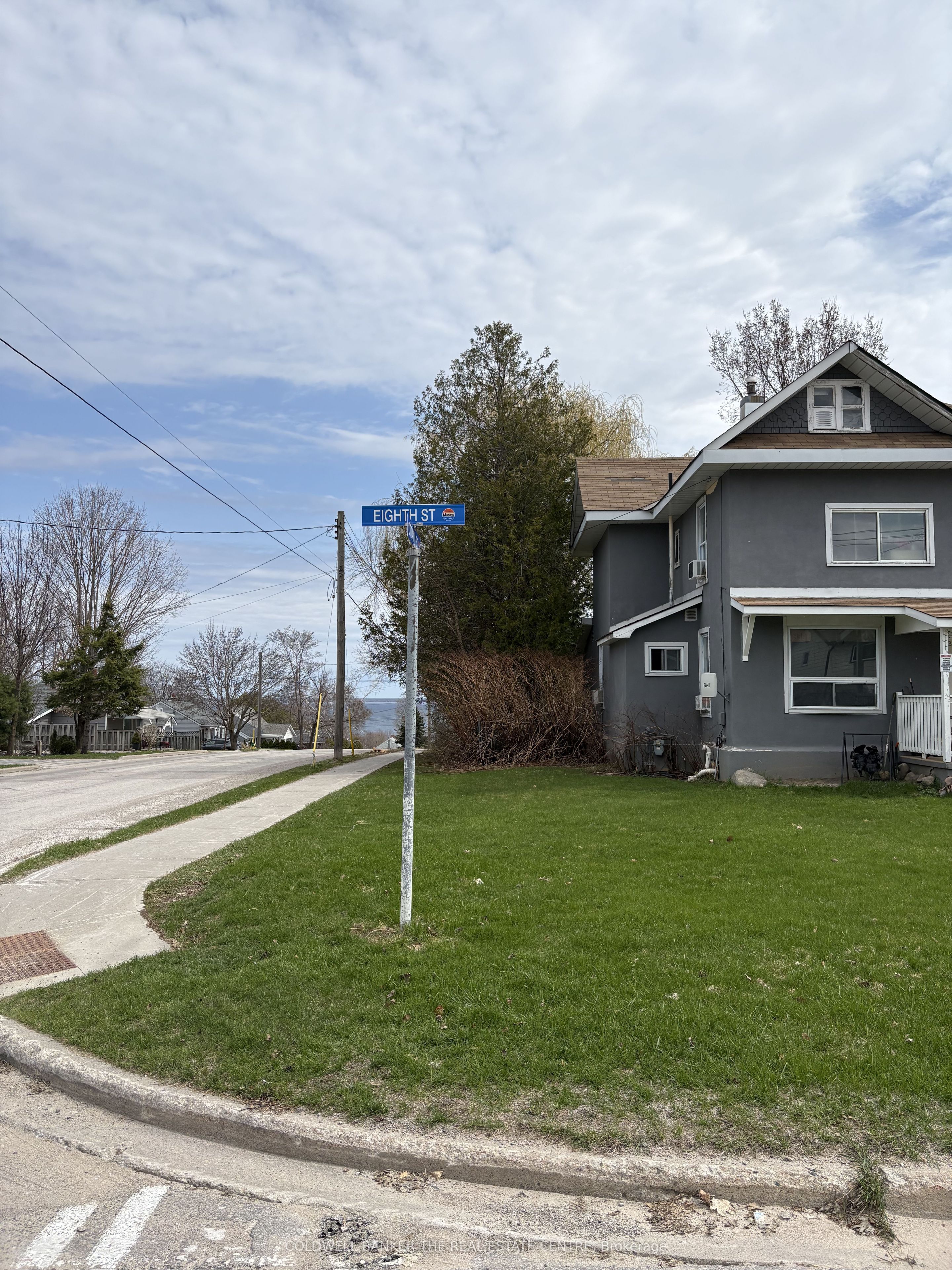 117 Eighth Street 2 Property Photo 2