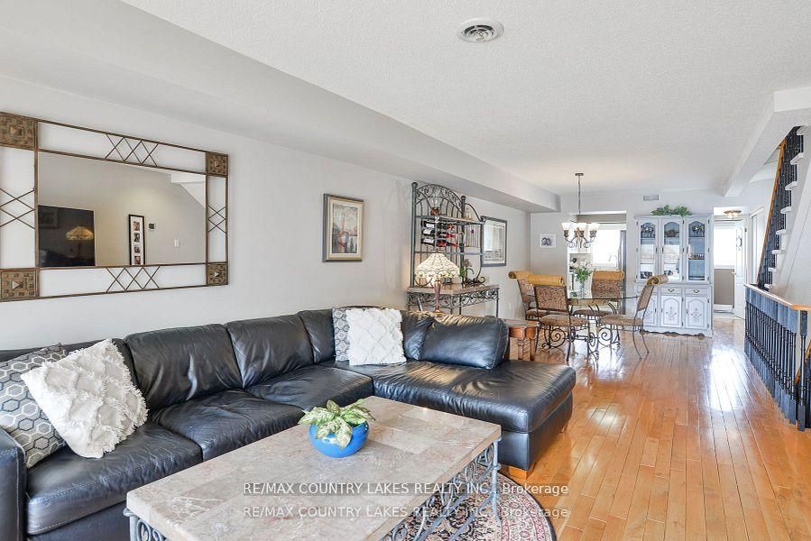 24 Laguna Parkway 15 Property Photo 3