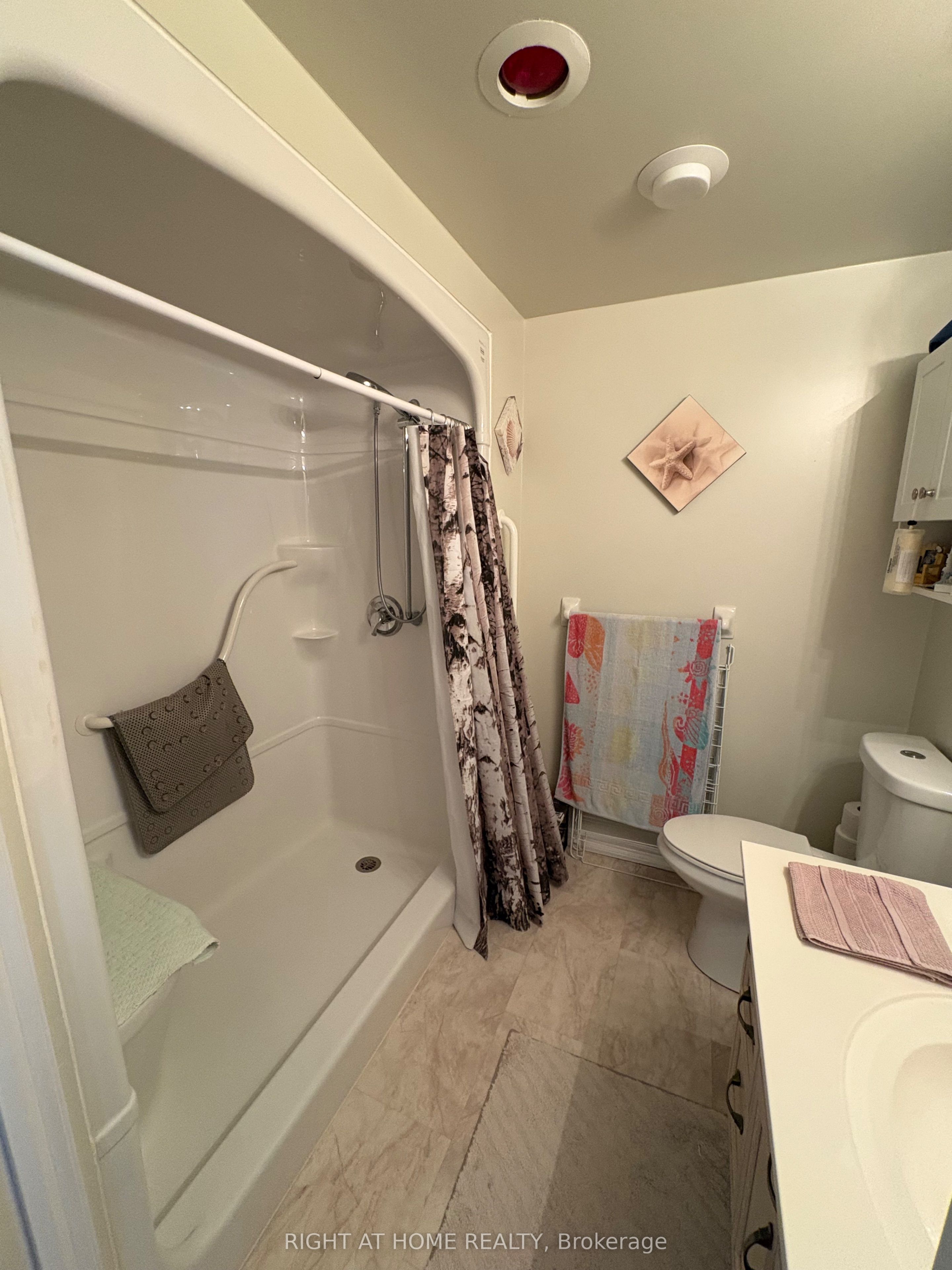 90 Dean Avenue 309 Property Photo 37