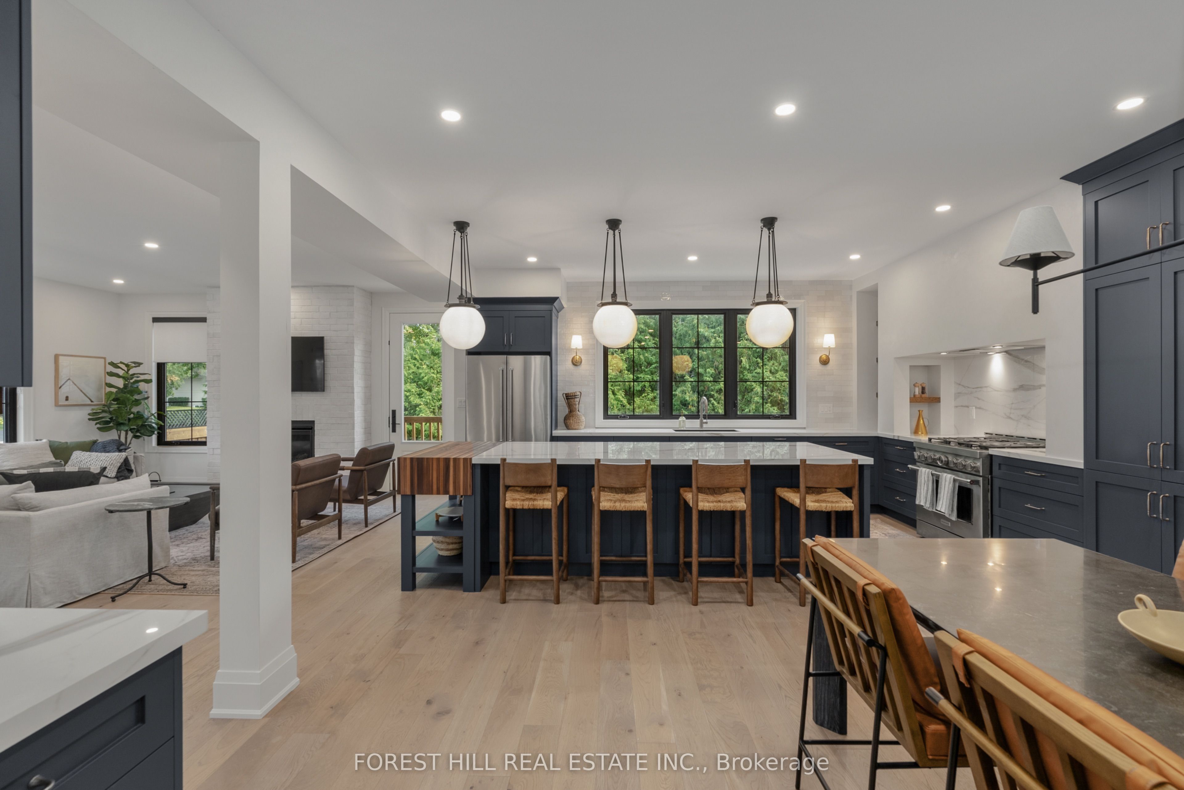271 Codrington Street Property Photo 6
