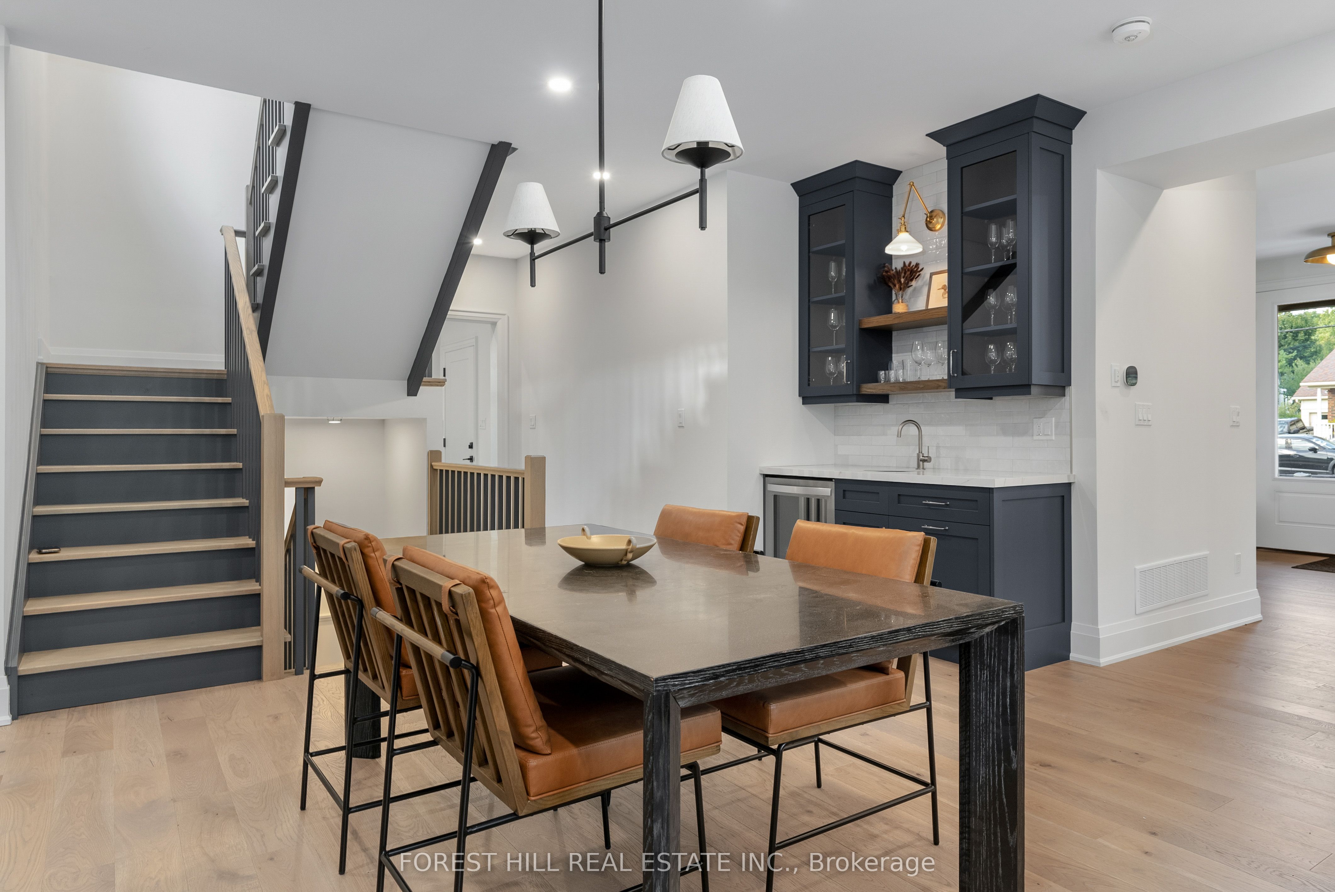 271 Codrington Street Property Photo 14