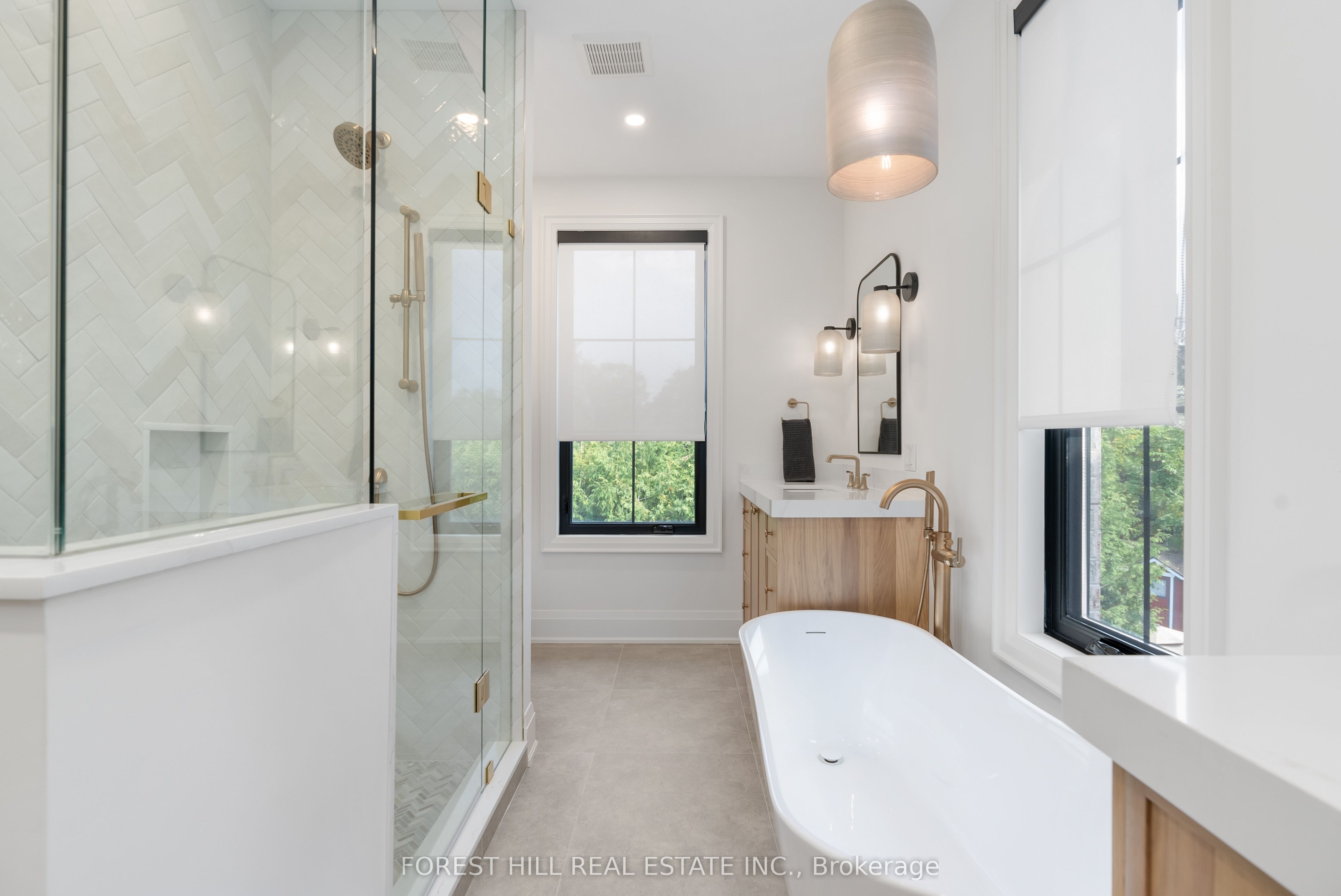 271 Codrington Street Property Photo 23