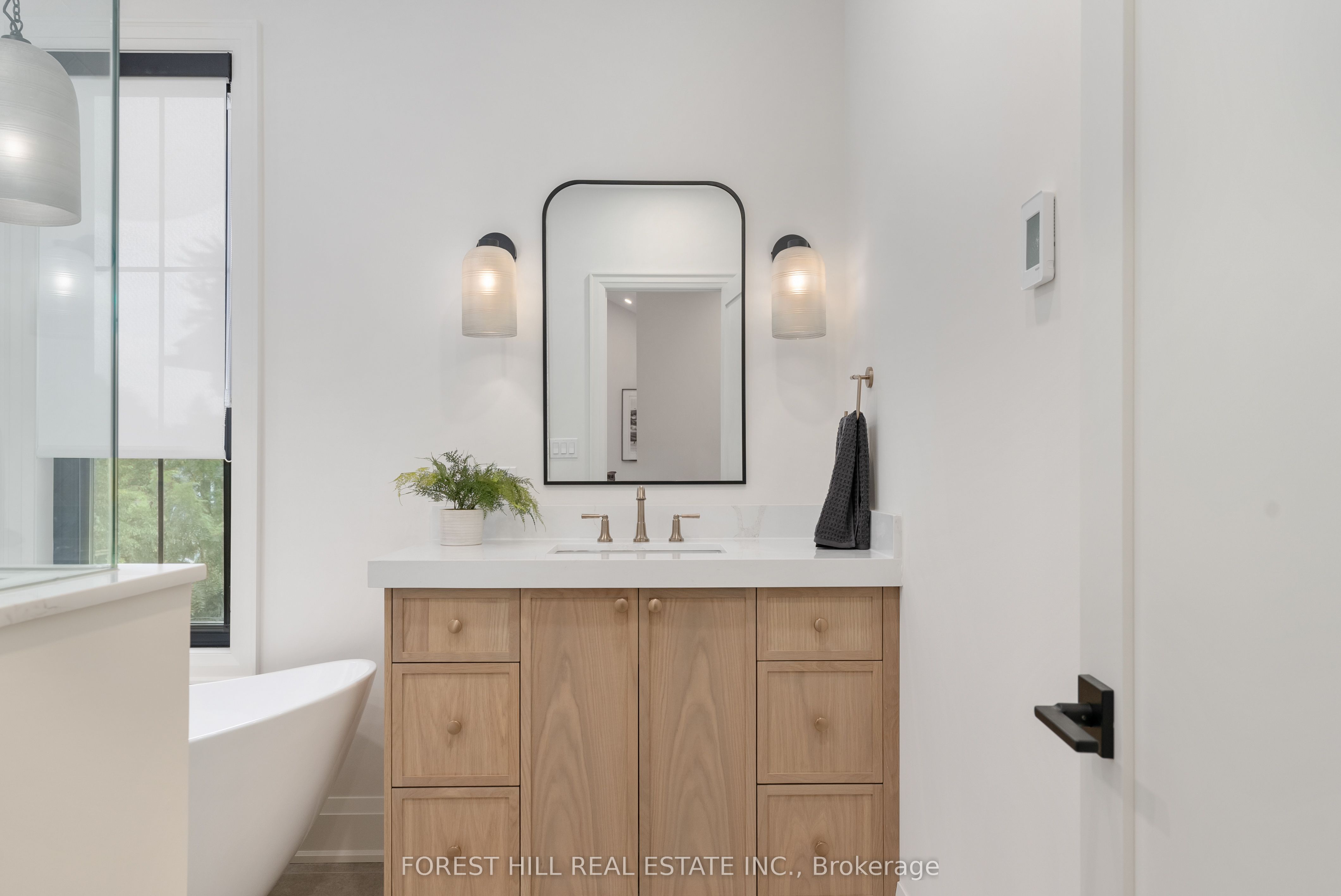 271 Codrington Street Property Photo 25
