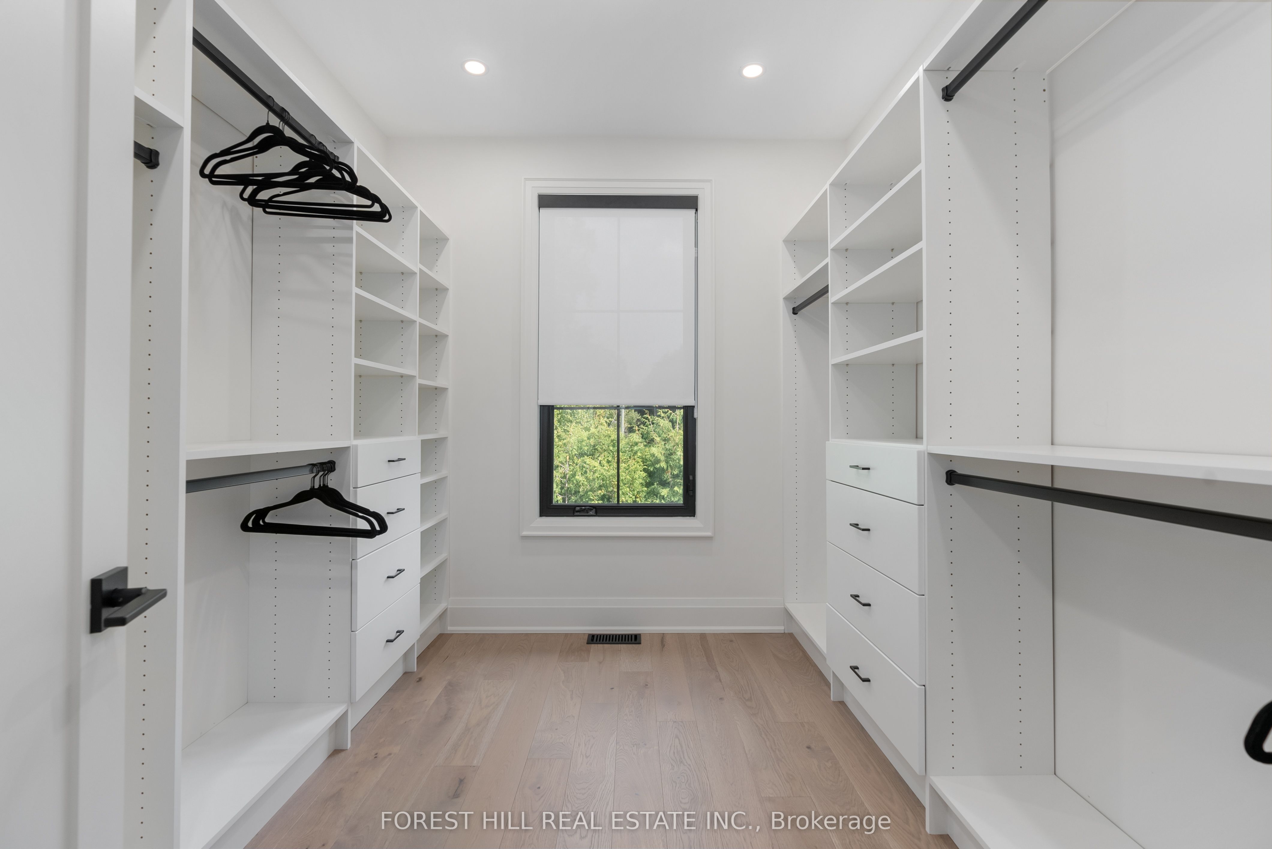 271 Codrington Street Property Photo 26