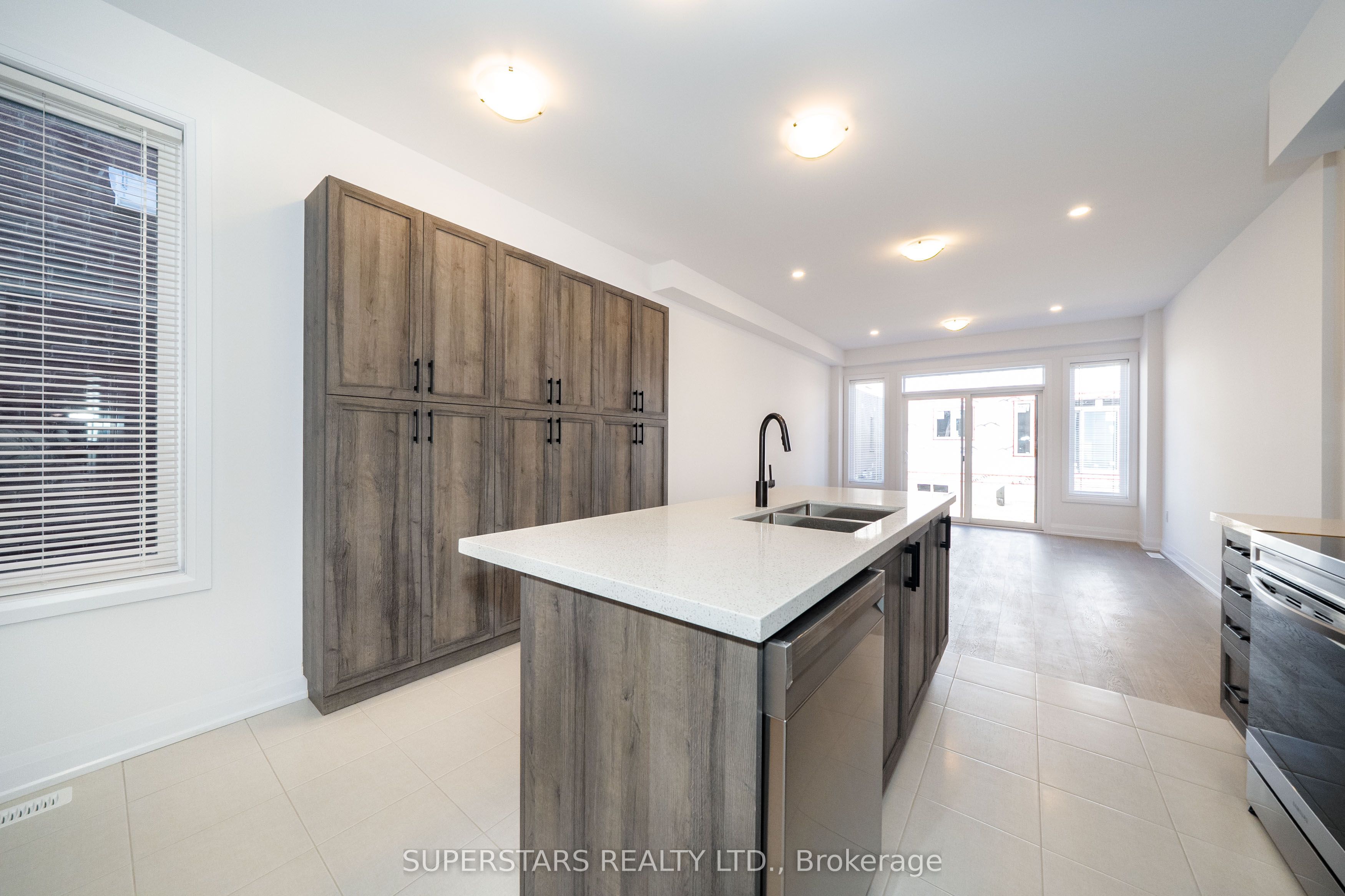 26 Ranch Terrace Property Photo 6