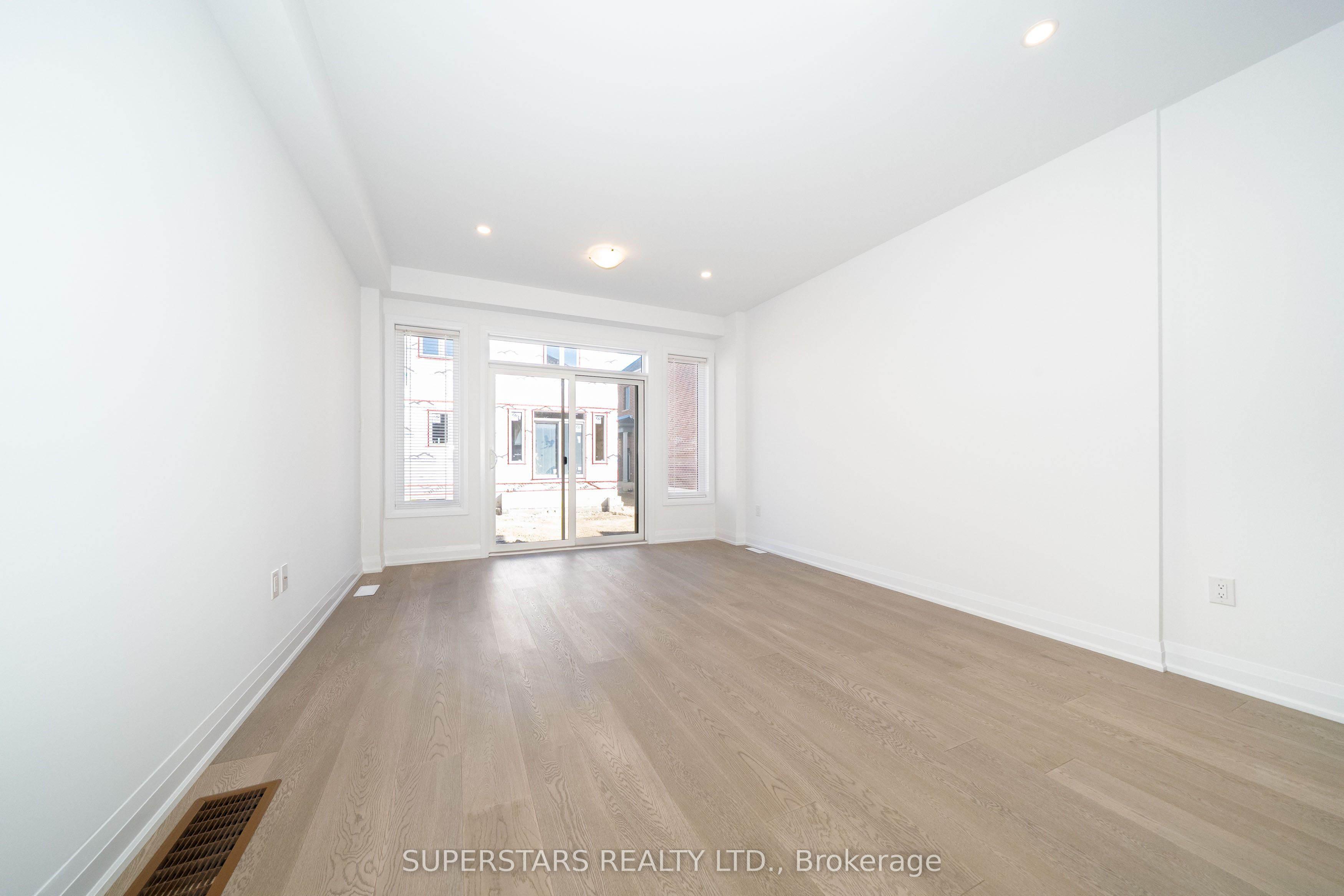 26 Ranch Terrace Property Photo 8