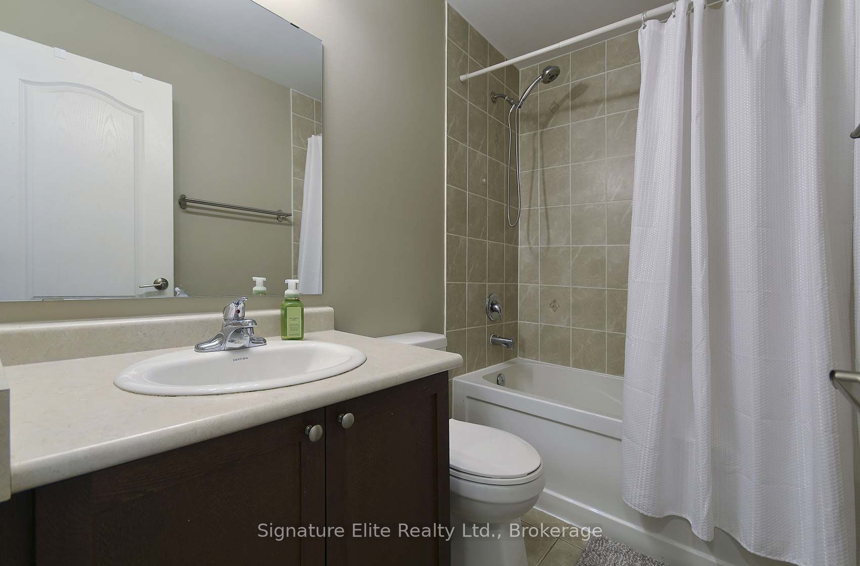 57 Ferndale Drive S 7 Property Photo 26