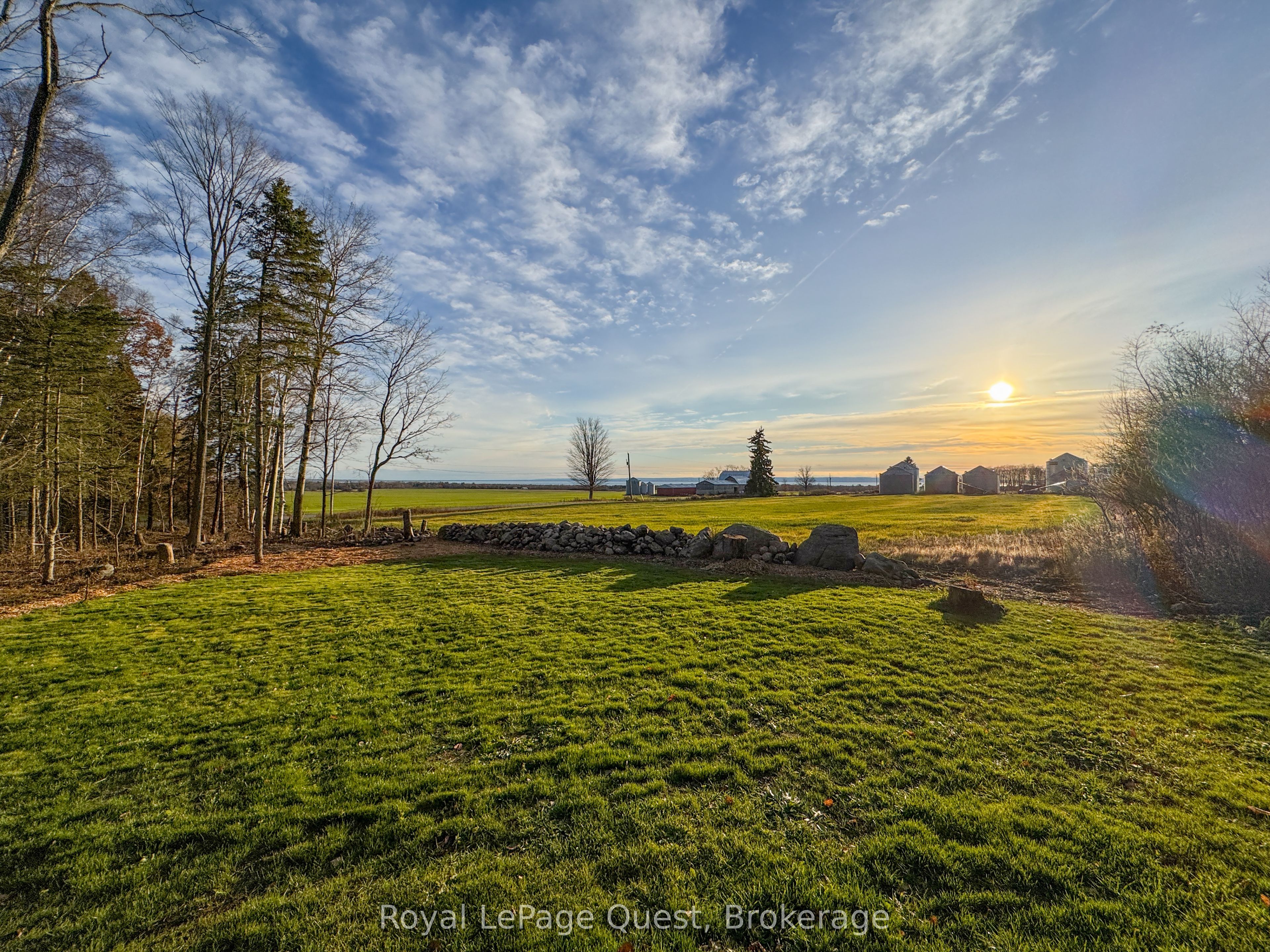 160 14 Concession W Property Photo 8