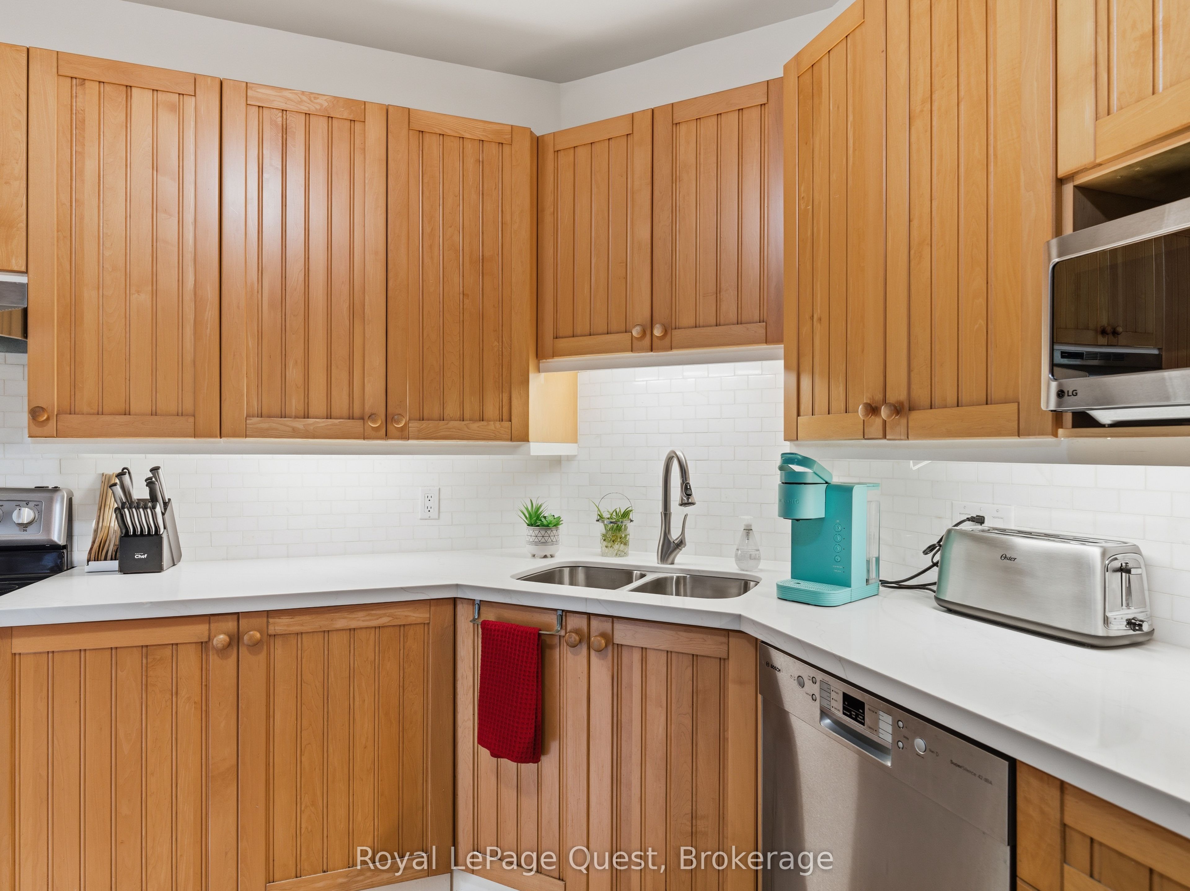 160 14 Concession W Property Photo 22
