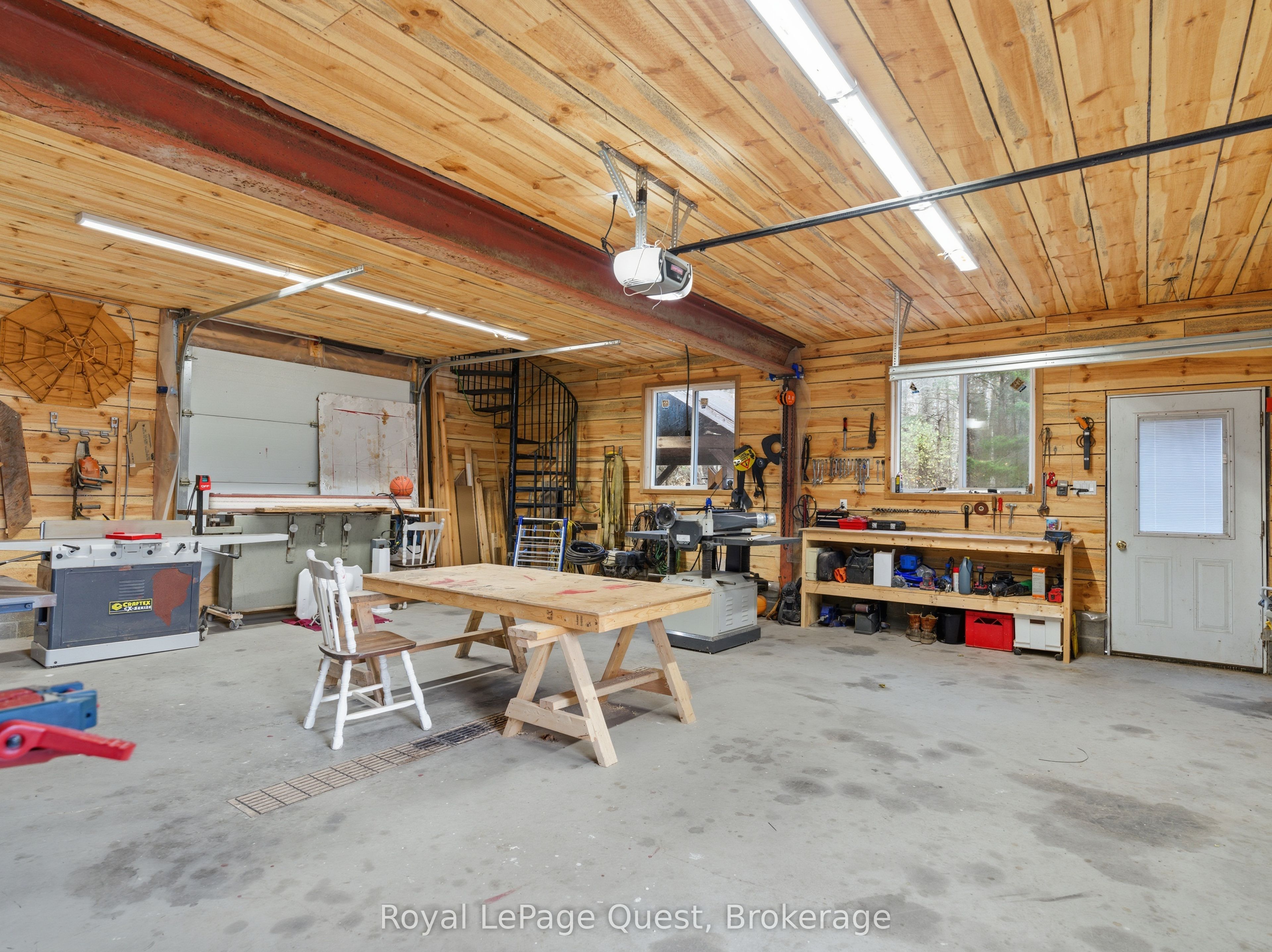 160 14 Concession W Property Photo 41