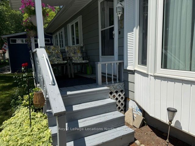 5 Murray Drive Property Photo 3