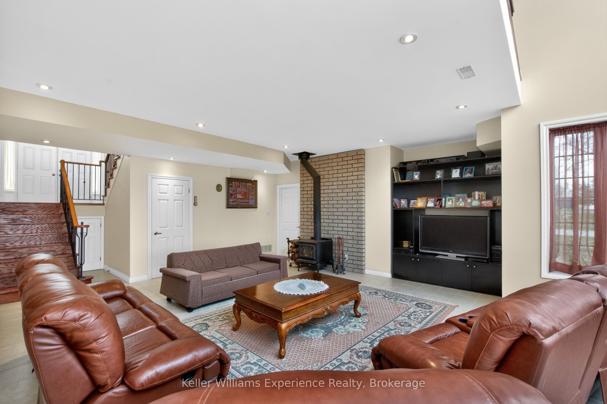 81 Silver Birch Crescent Property Photo 9