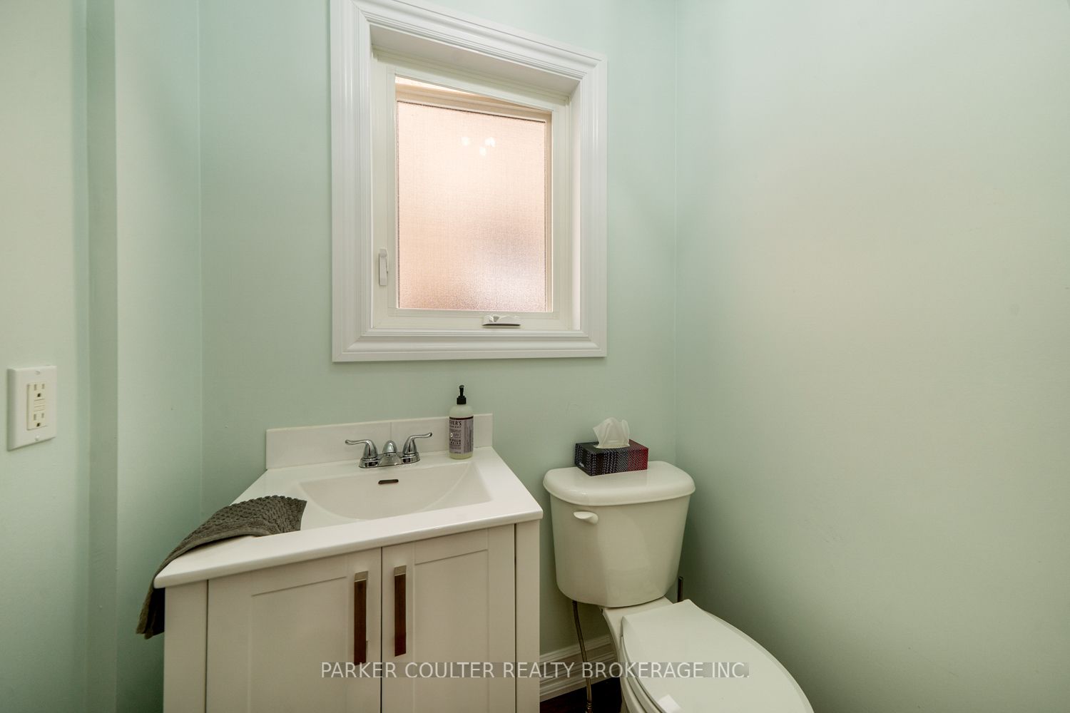 151 Raymond Crescent Property Photo 14