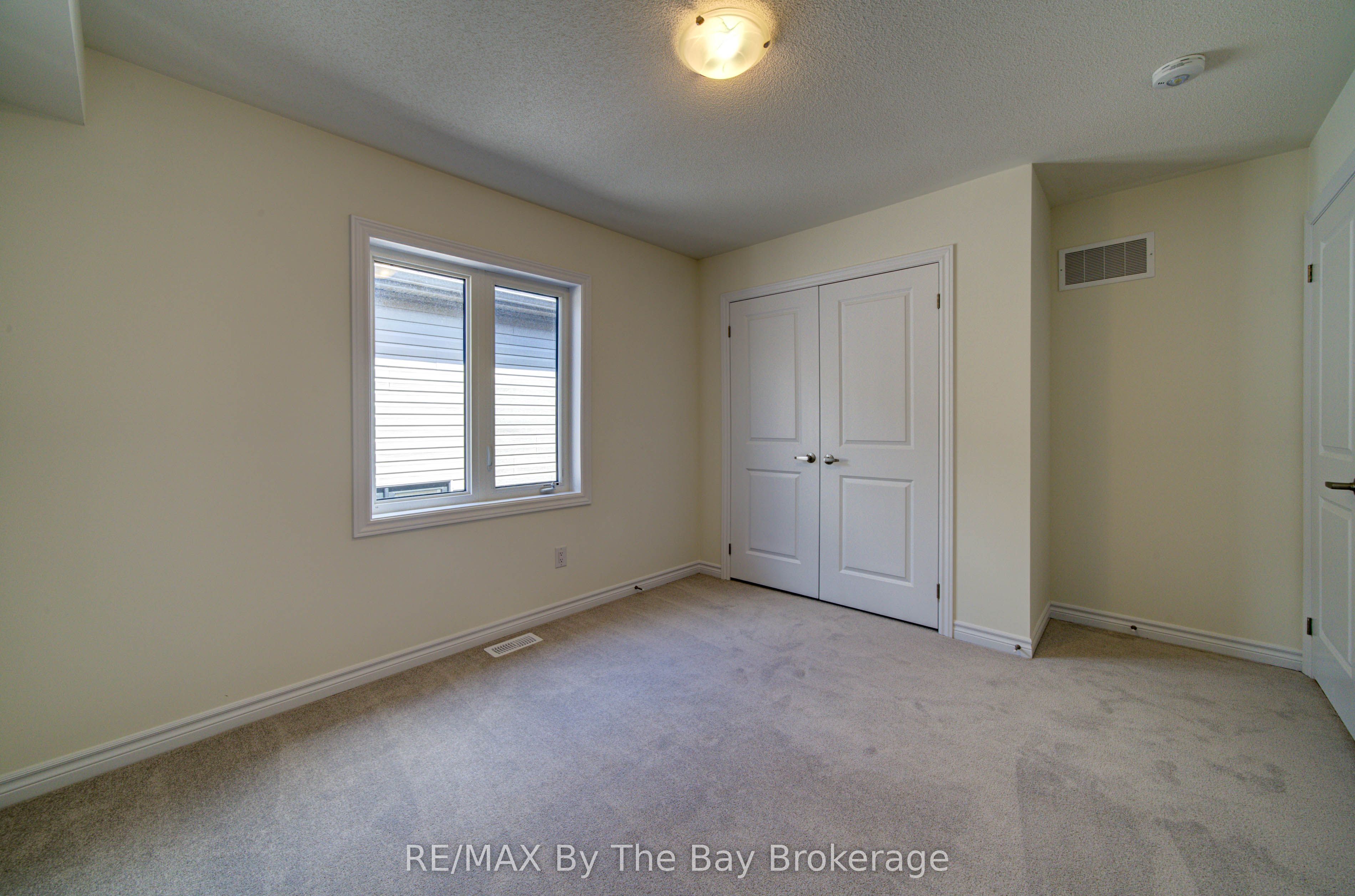 61 Rosanne Circle Property Photo 24