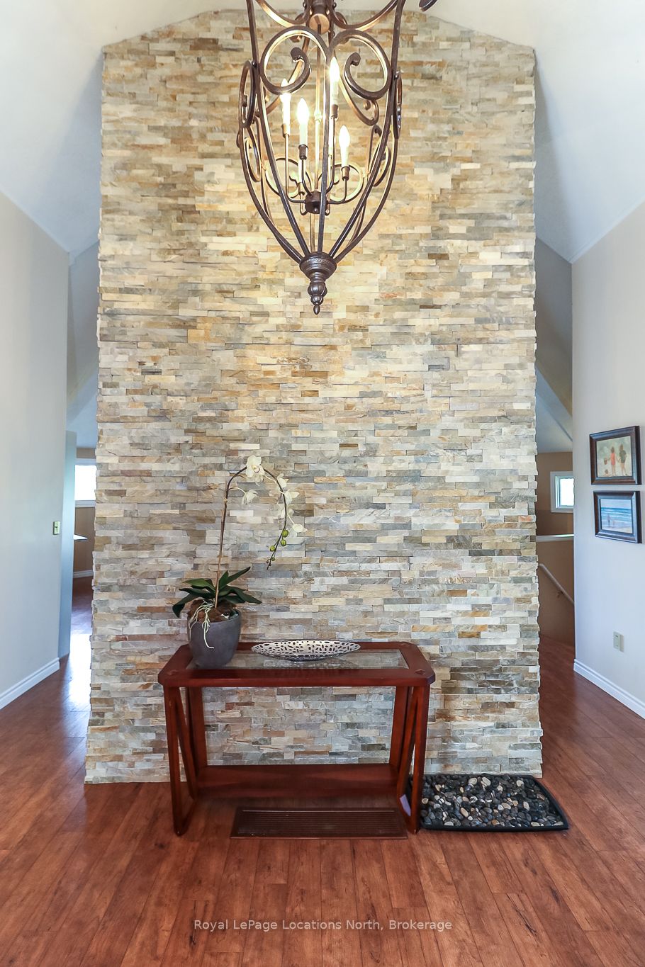 10 Sunset Court Property Photo 6