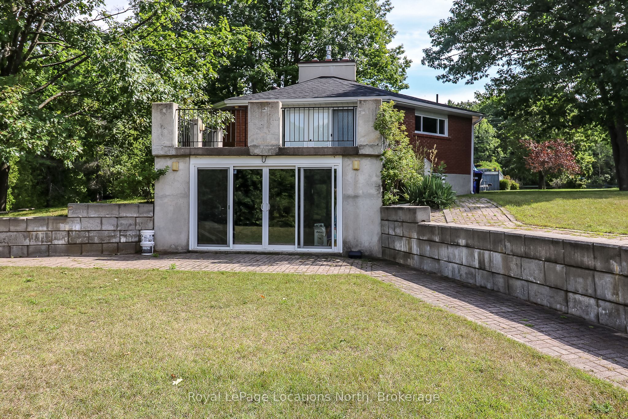 10 Sunset Court Property Photo 40