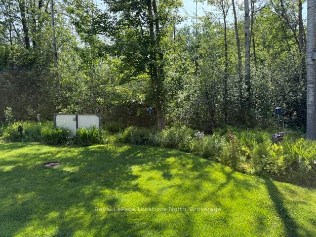 18 Prince Charles Avenue Property Photo 46
