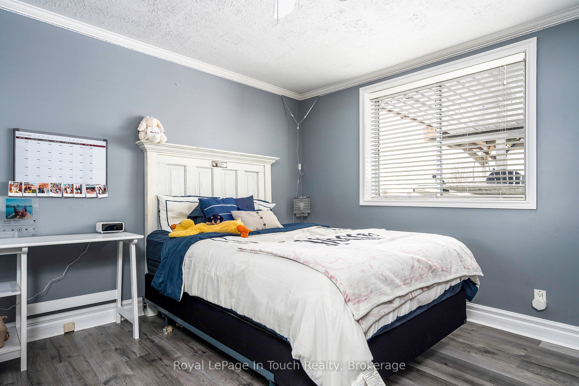 8 Tiny Beaches Road S Property Photo 18