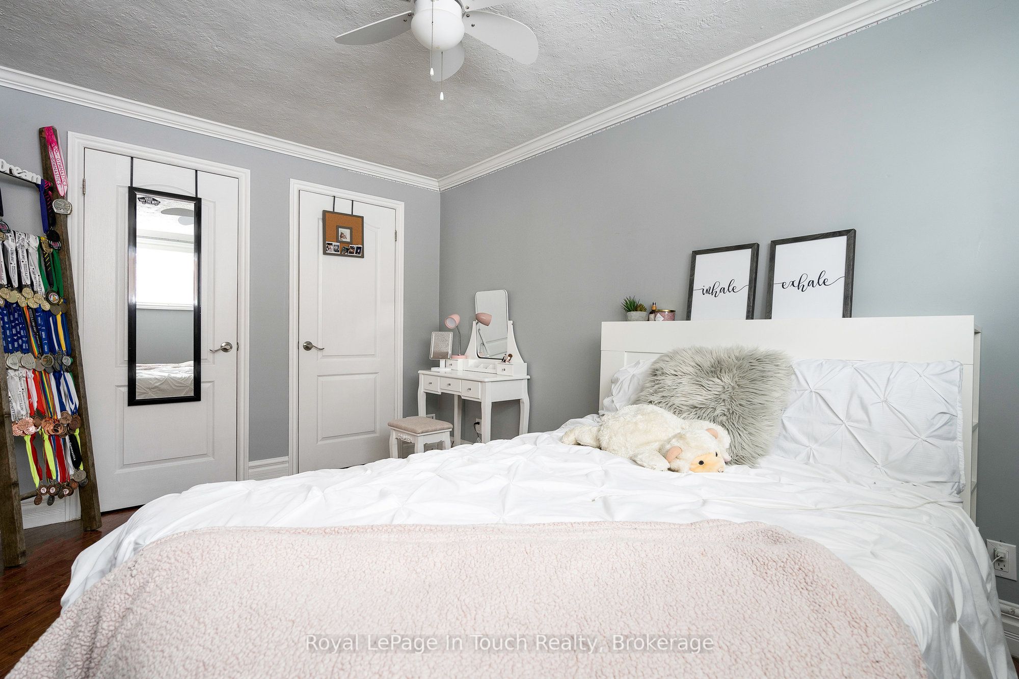 8 Tiny Beaches Road S Property Photo 19