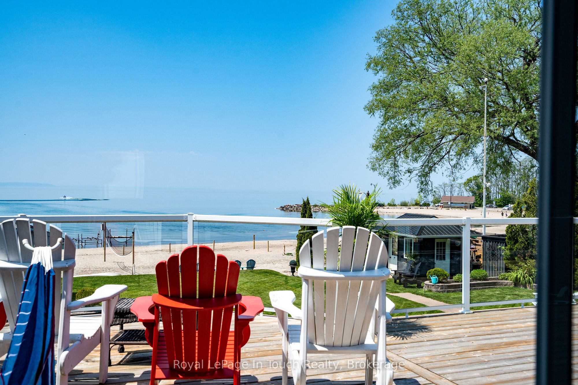 8 Tiny Beaches Road S Property Photo 40