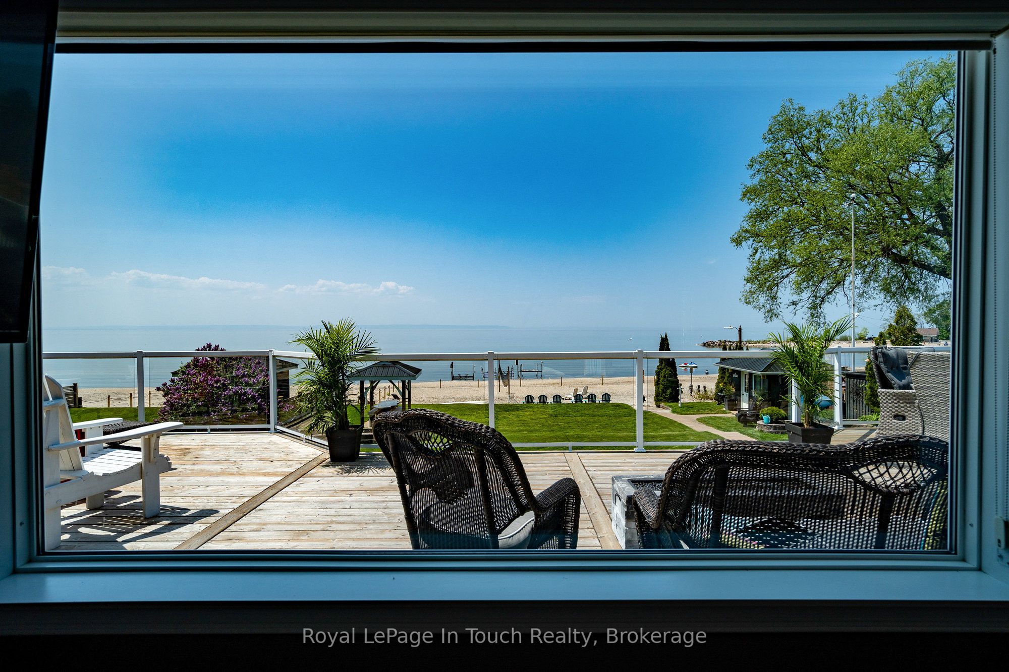 8 Tiny Beaches Road S Property Photo 41
