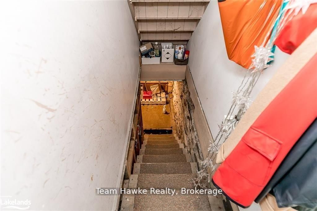 261 King Street Property Photo 27