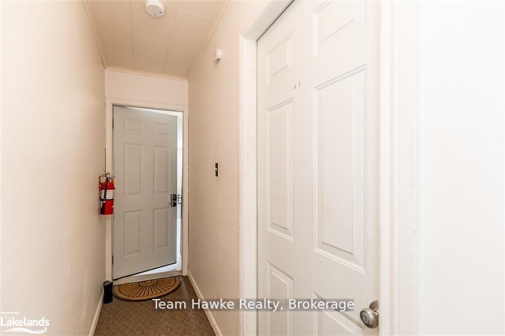 261 King Street Property Photo 35