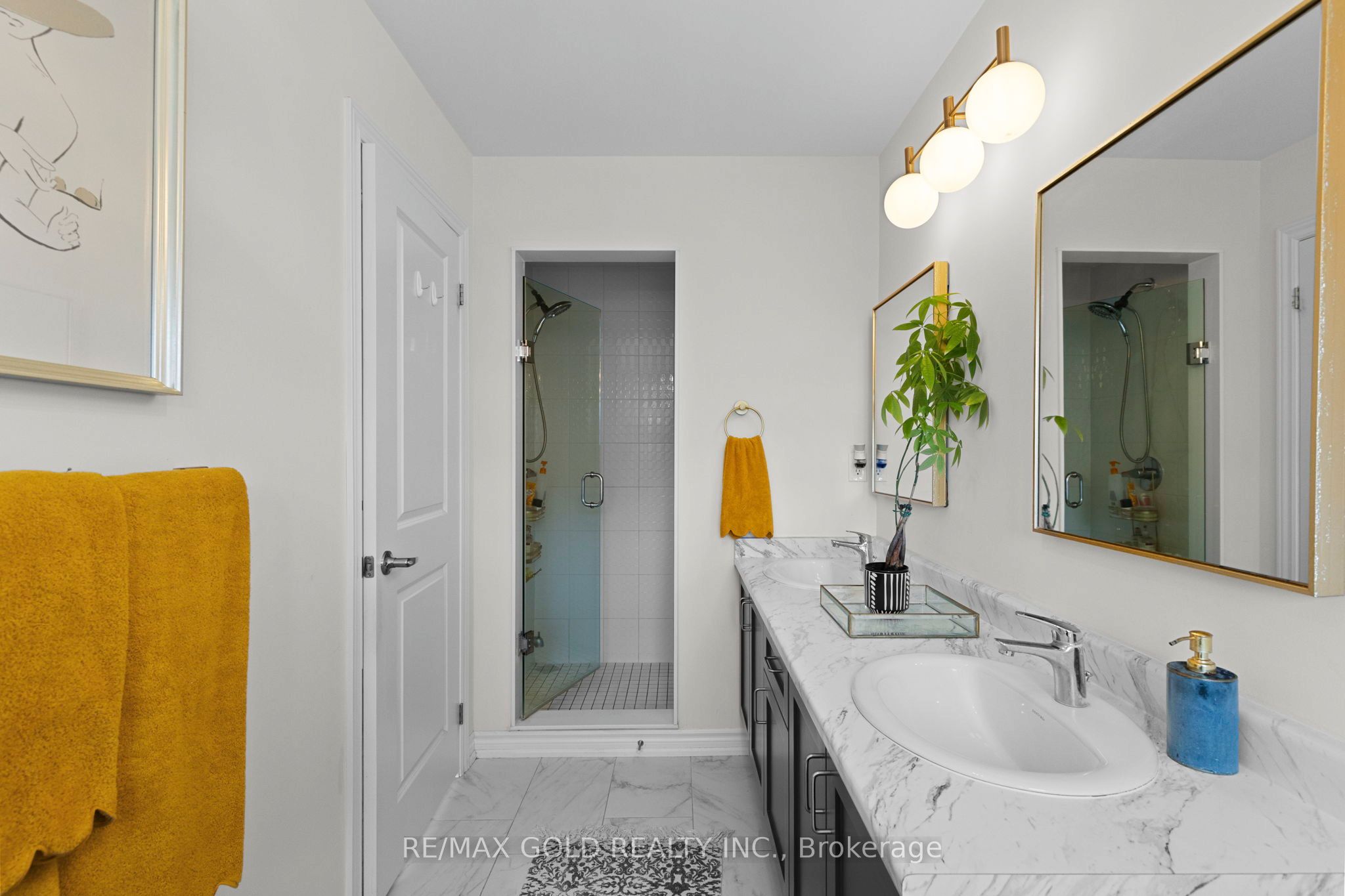 54 Eberhardt Drive Property Photo 26