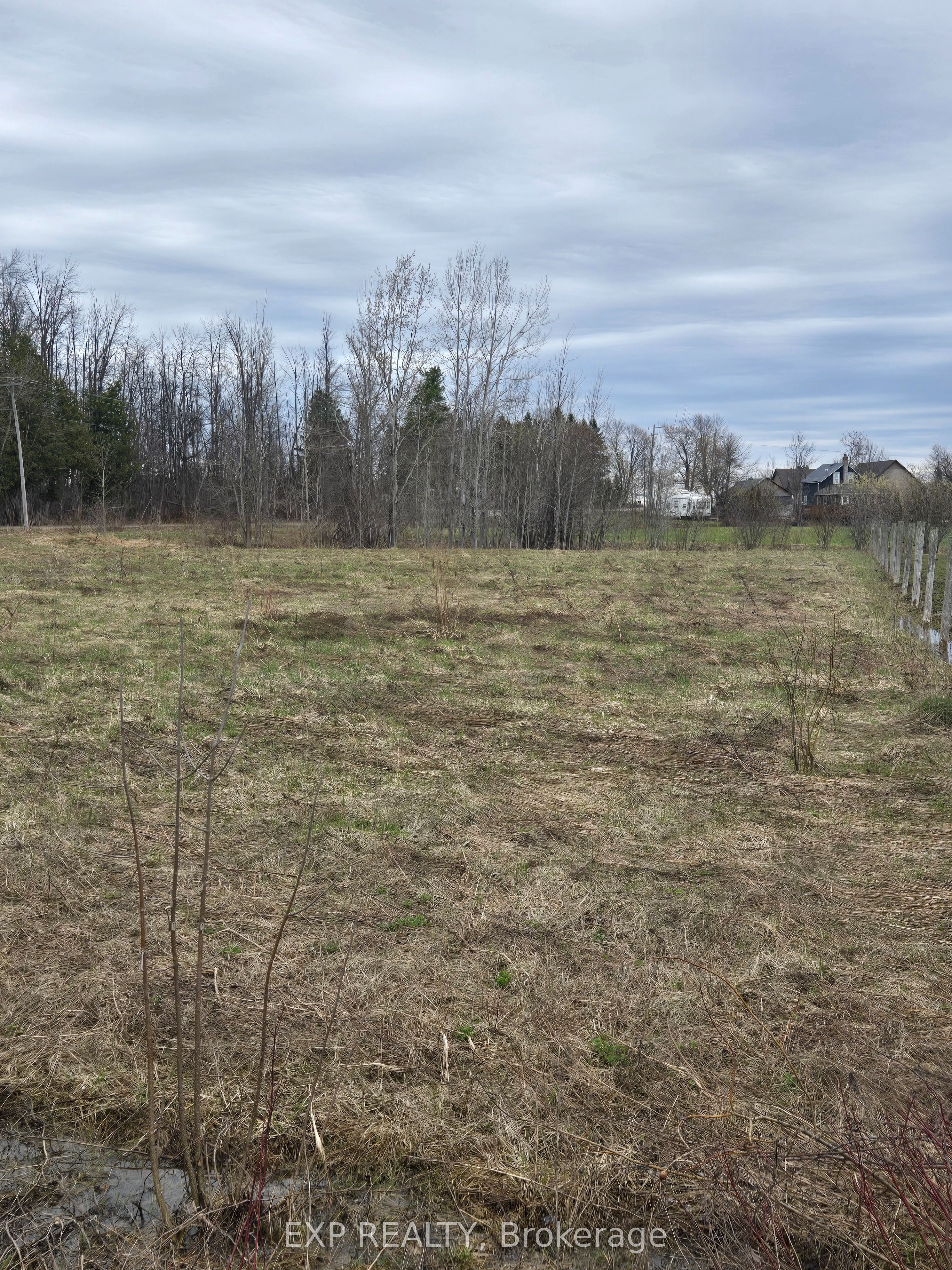 5496 Fairvalley Road Property Photo 6