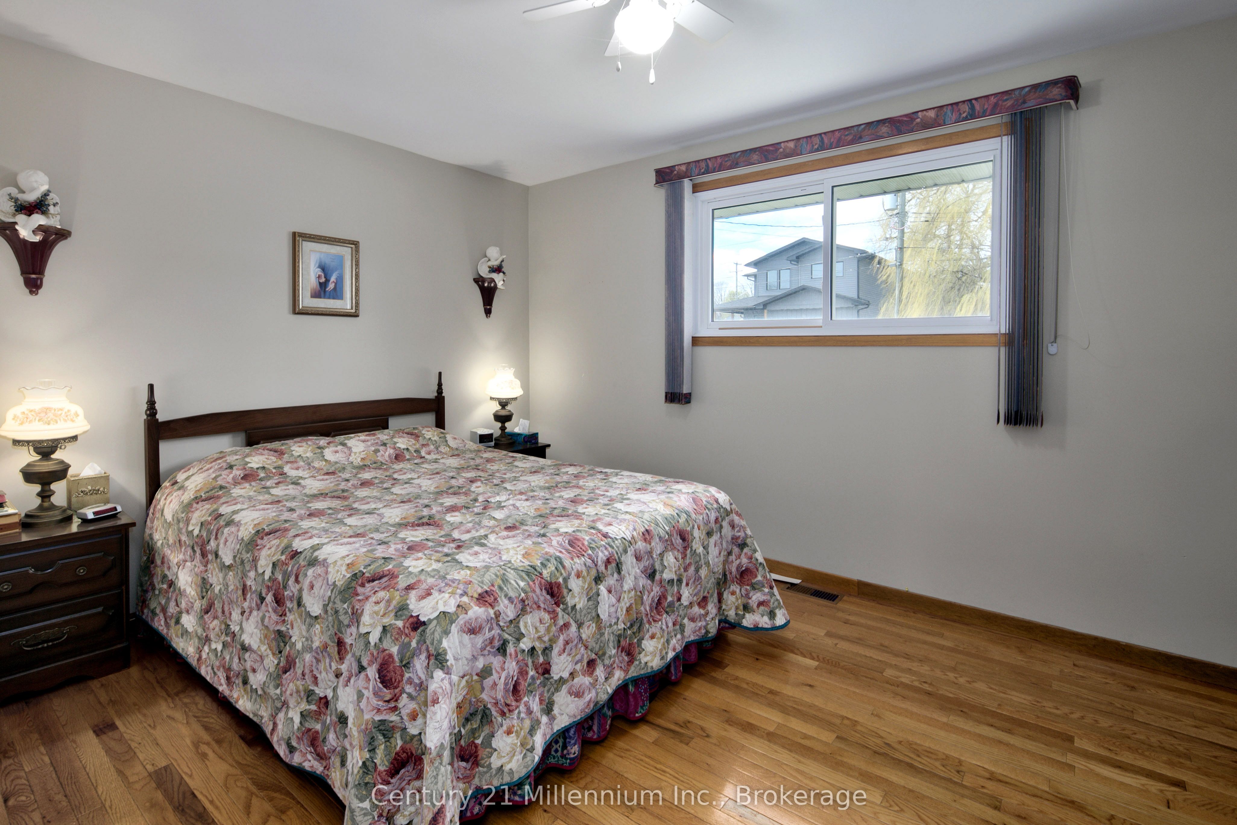 67 East Street E Property Photo 23