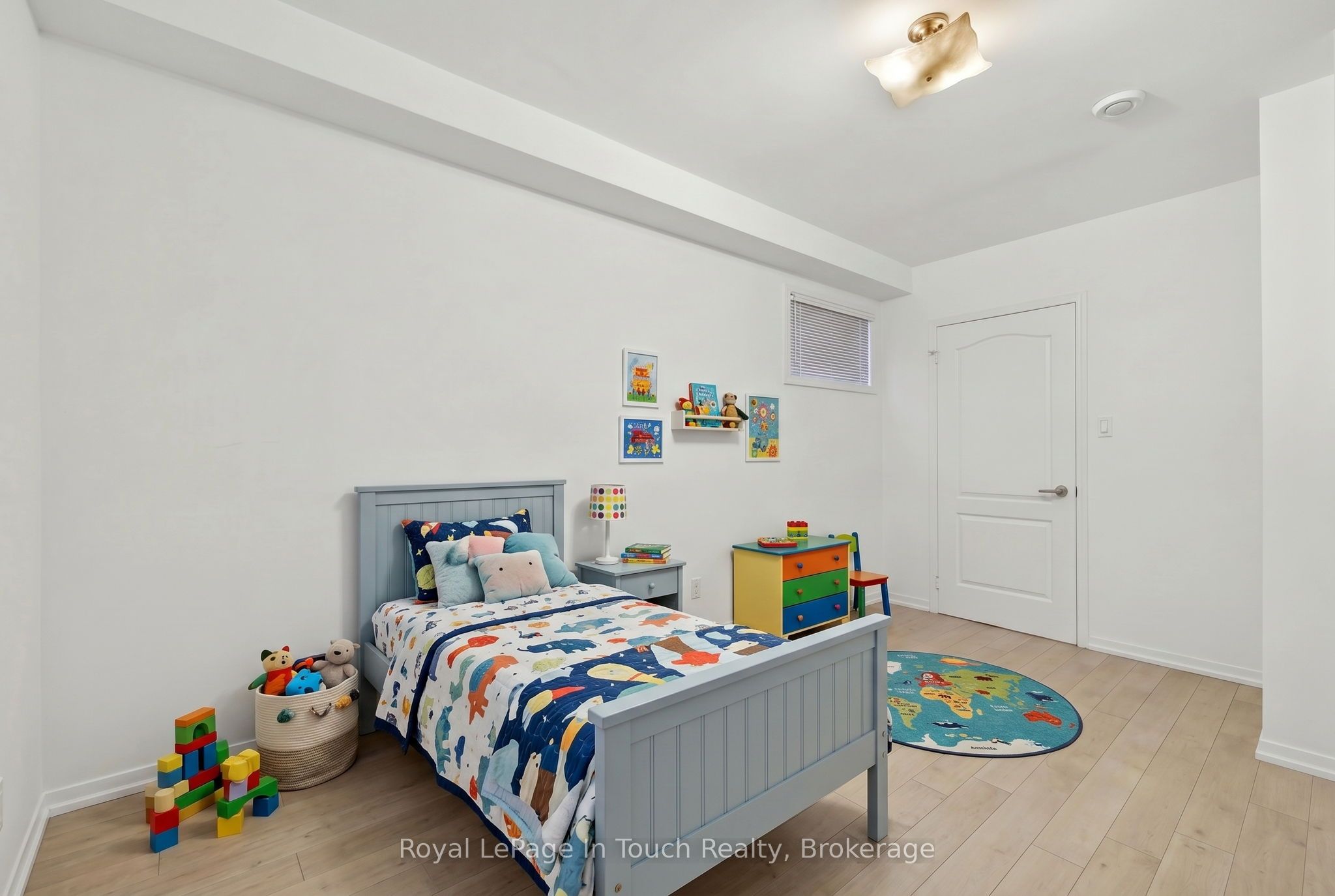 32 Tiny Beaches Road S Property Photo 22