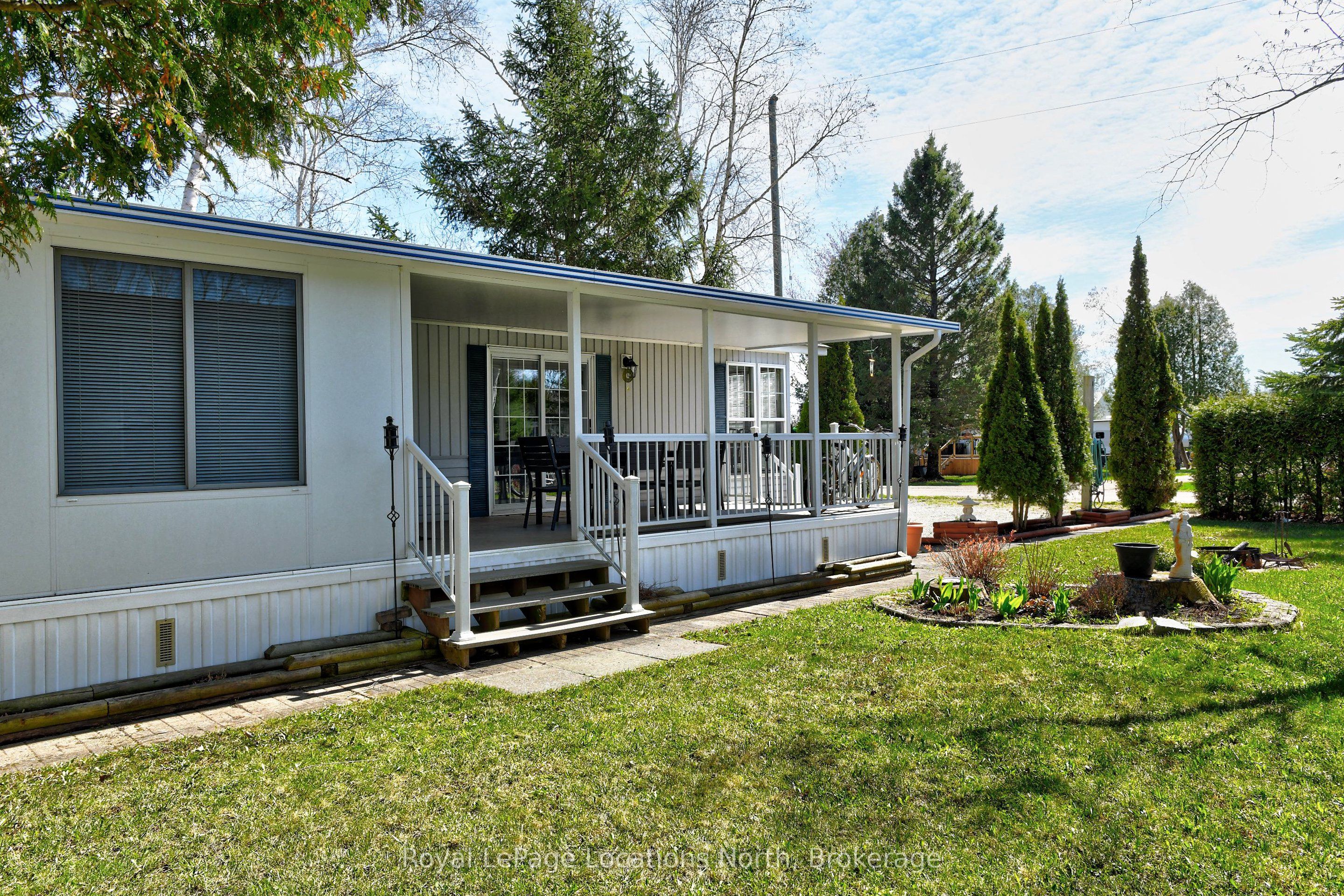 2 Wasaga Pines Lane E Property Photo 14