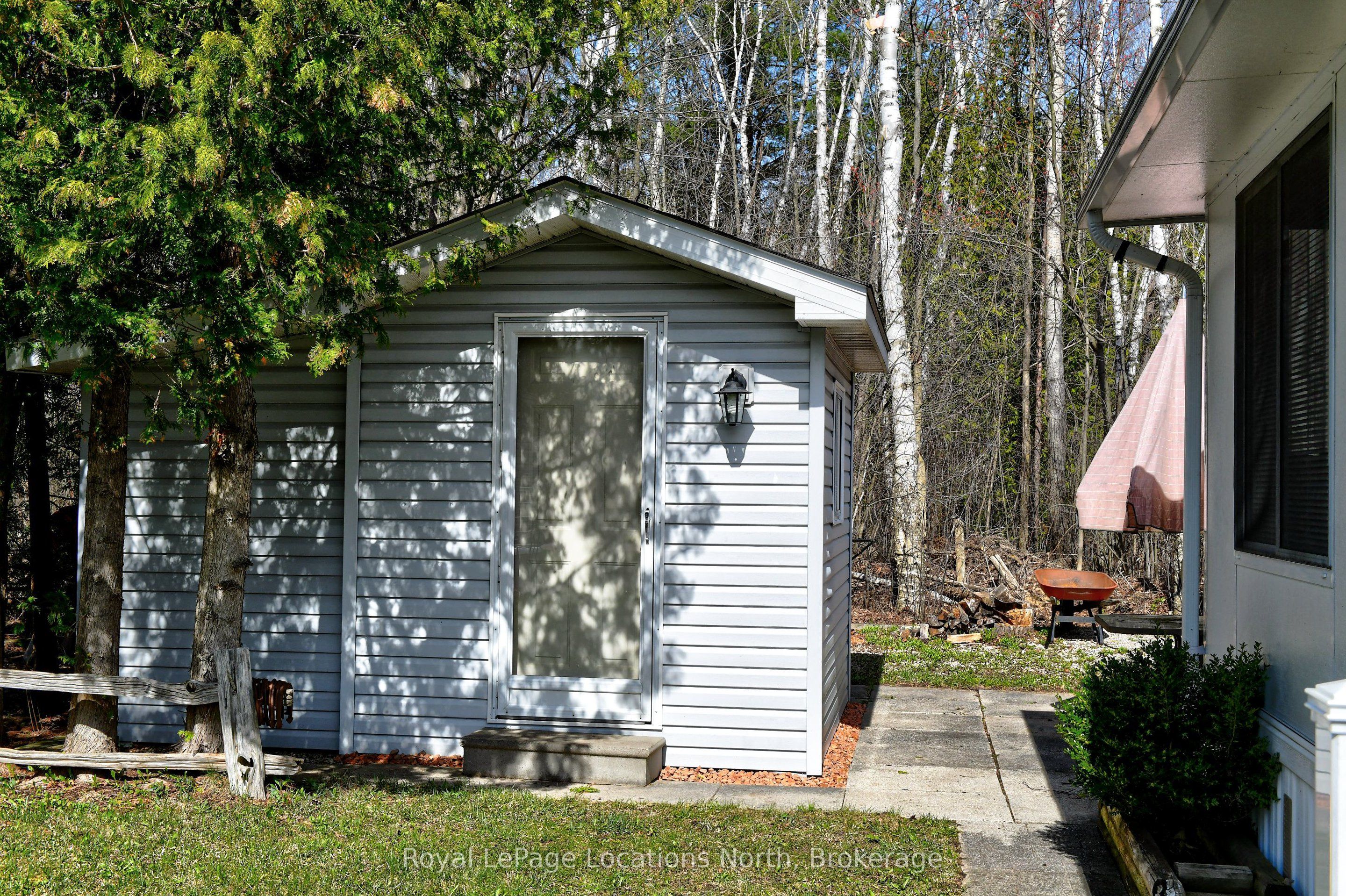 2 Wasaga Pines Lane E Property Photo 15