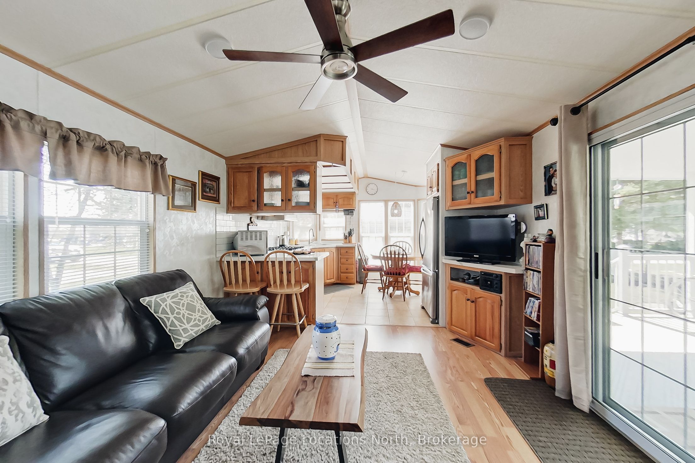 2 Wasaga Pines Lane E Property Photo 23