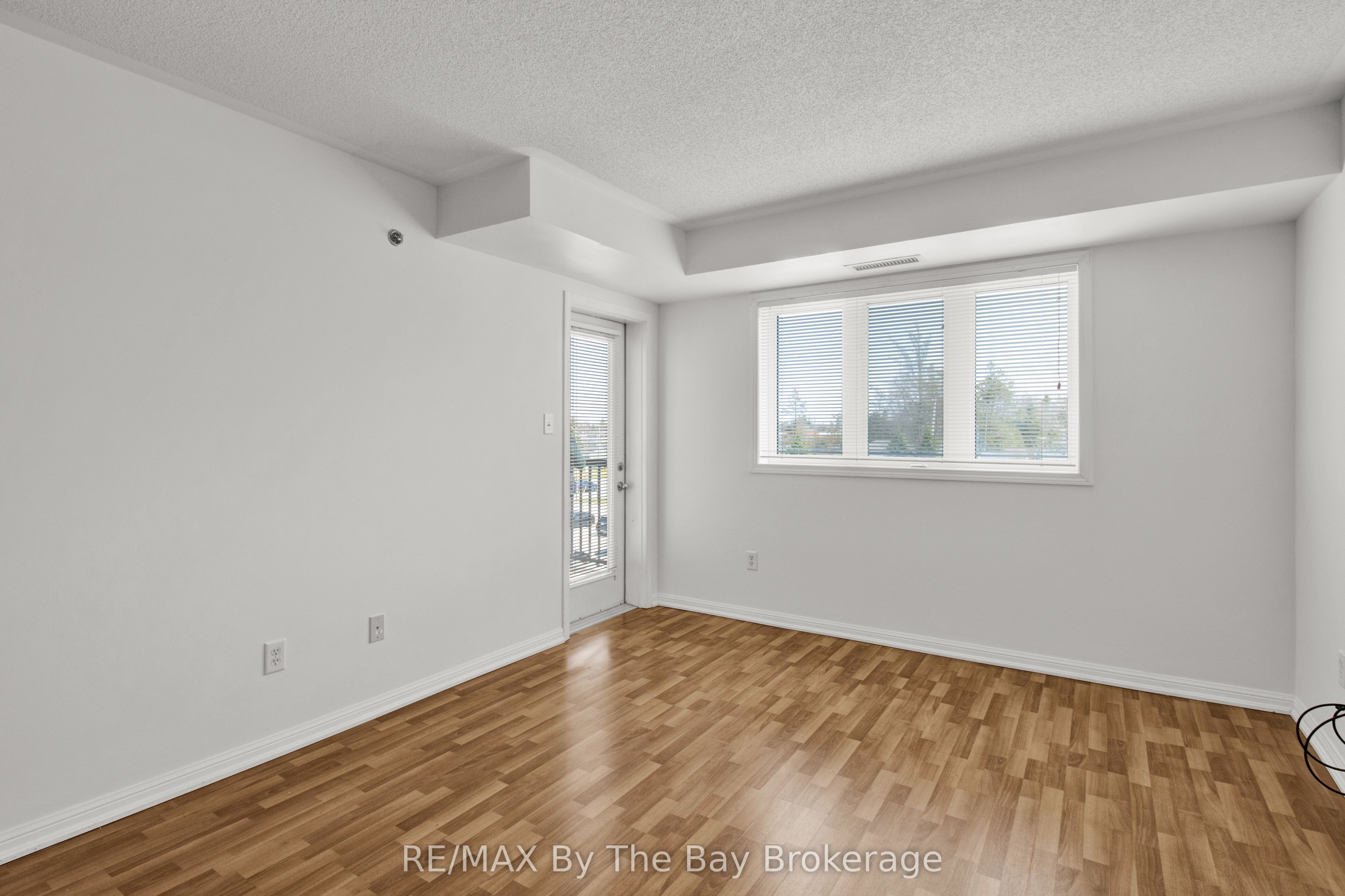 16 Westbury Road 311 Property Photo 6