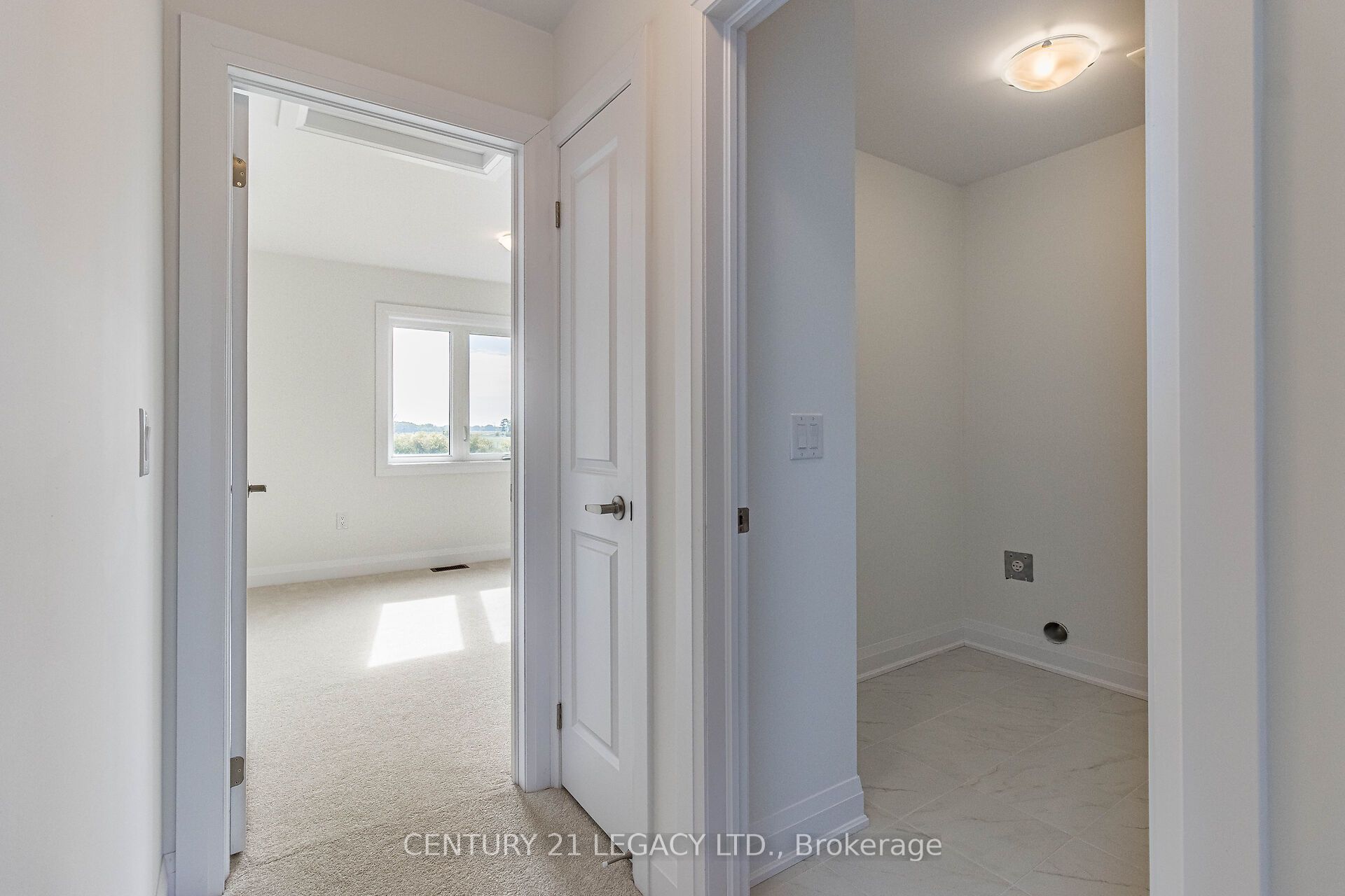30 Union Boulevard Property Photo 20