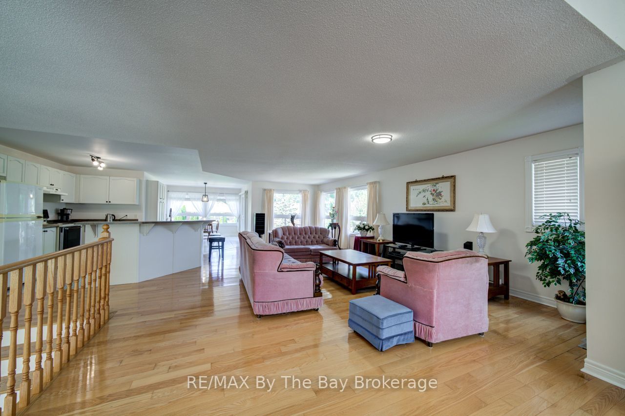 420 Ramblewood Drive Property Photo 7