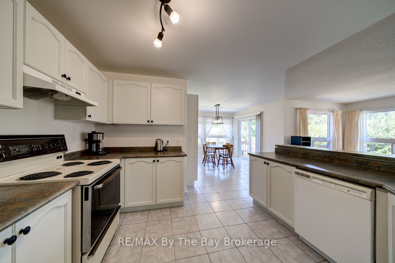 420 Ramblewood Drive Property Photo 13